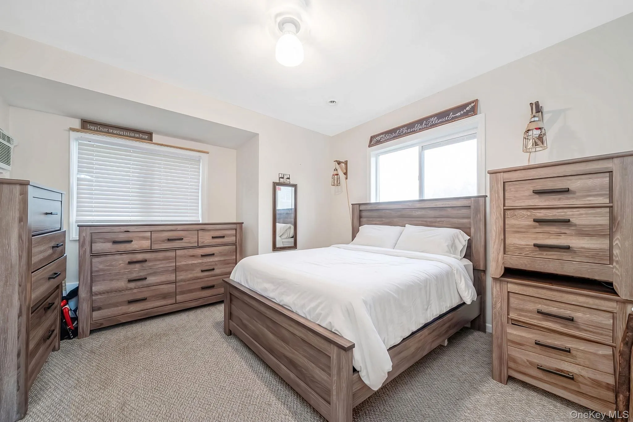 64 Mowbray Avenue, Islip, NY, 9 Bedrooms Bedrooms, 20 Rooms Rooms,9 BathroomsBathrooms,Residential,For Rent,Mowbray,0,1040354 64 Mowbray Avenue, Islip, NY, 9 Bedrooms Bedrooms, 20 Rooms Rooms,9 BathroomsBathrooms,Residential,For Rent,Mowbray,0,1040354