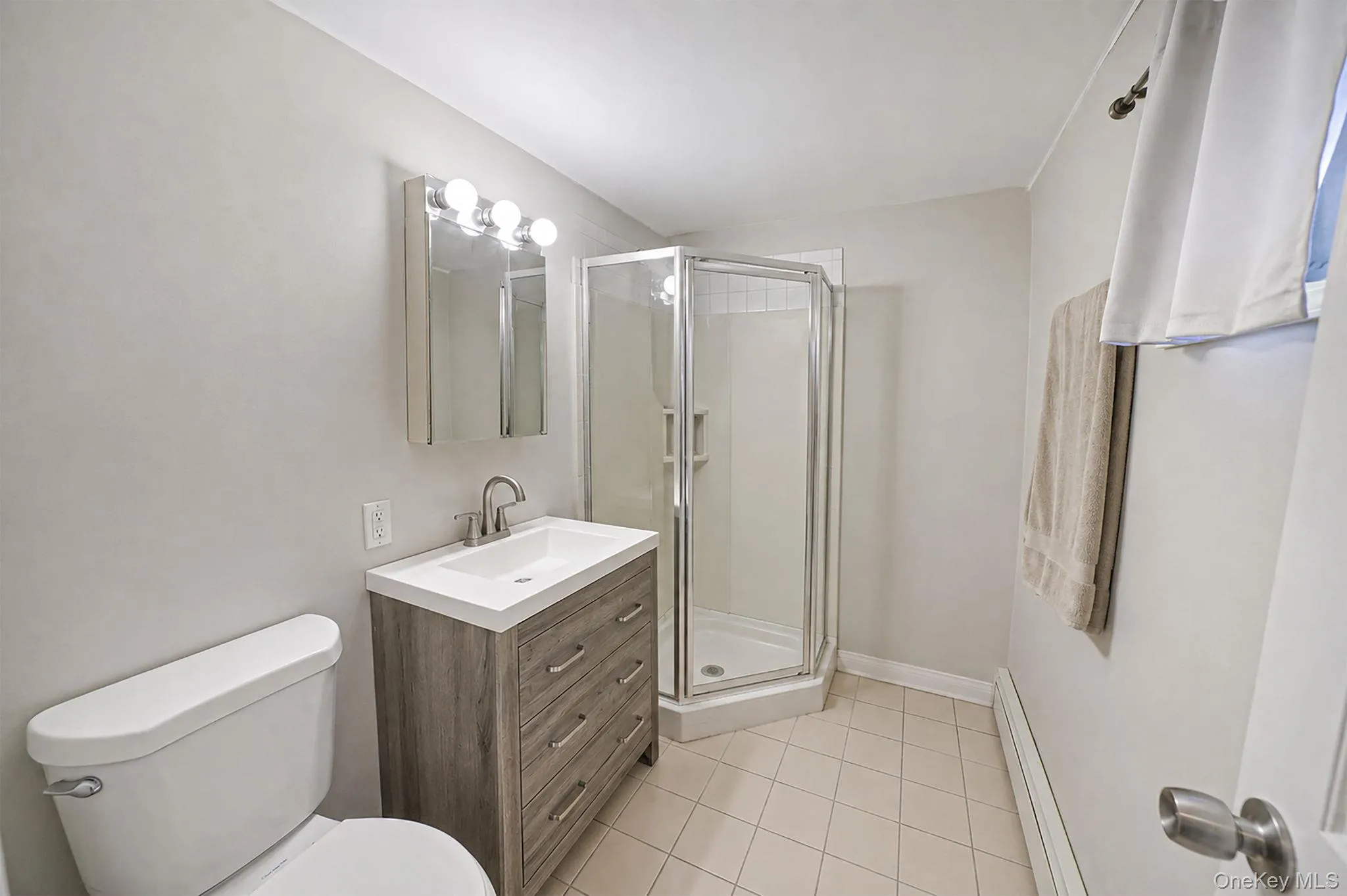 64 Mowbray Avenue, Islip, NY, 9 Bedrooms Bedrooms, 20 Rooms Rooms,9 BathroomsBathrooms,Residential,For Rent,Mowbray,0,1040354 64 Mowbray Avenue, Islip, NY, 9 Bedrooms Bedrooms, 20 Rooms Rooms,9 BathroomsBathrooms,Residential,For Rent,Mowbray,0,1040354
