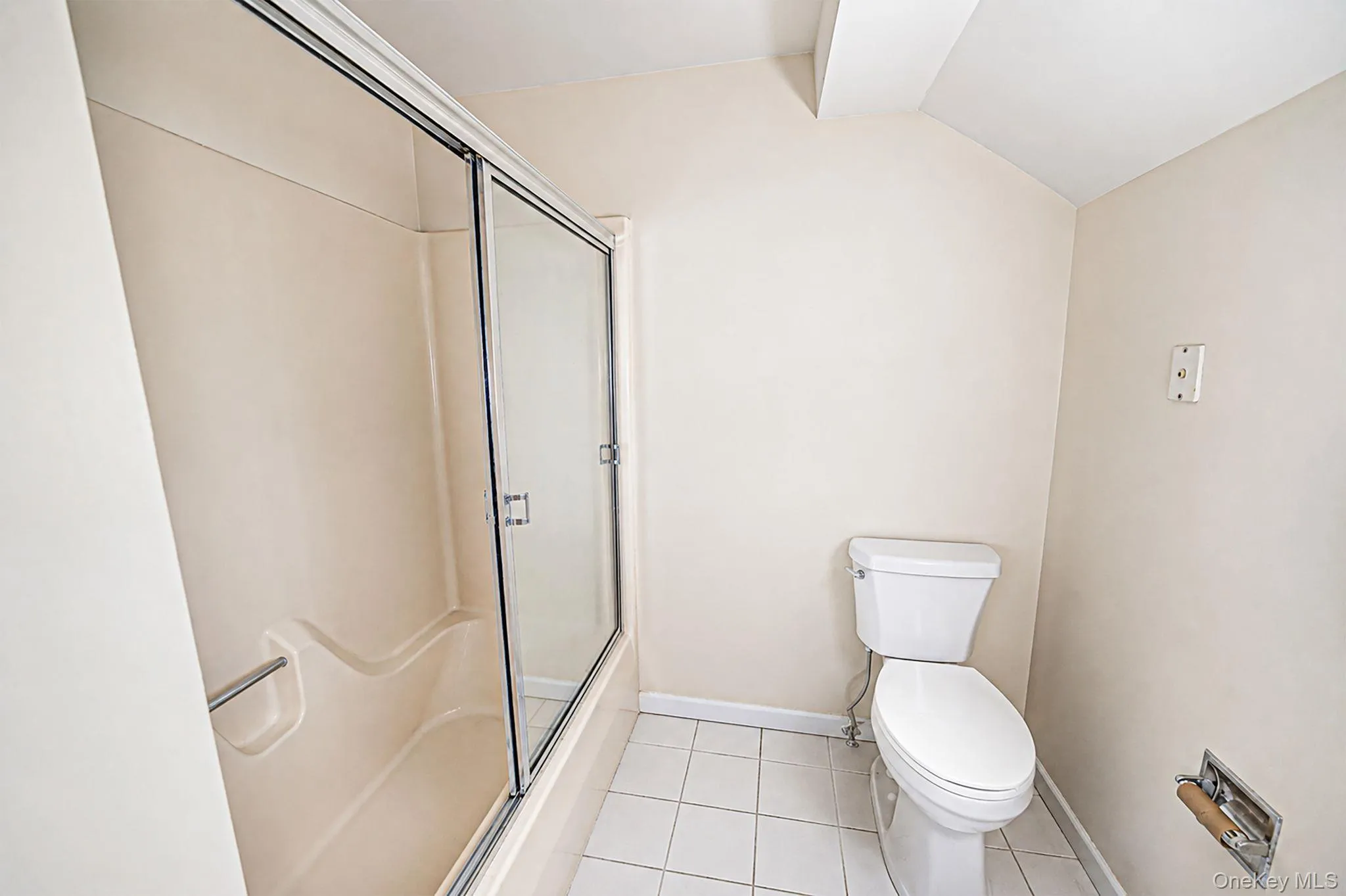 64 Mowbray Avenue, Islip, NY, 9 Bedrooms Bedrooms, 20 Rooms Rooms,9 BathroomsBathrooms,Residential,For Rent,Mowbray,0,1040354 64 Mowbray Avenue, Islip, NY, 9 Bedrooms Bedrooms, 20 Rooms Rooms,9 BathroomsBathrooms,Residential,For Rent,Mowbray,0,1040354