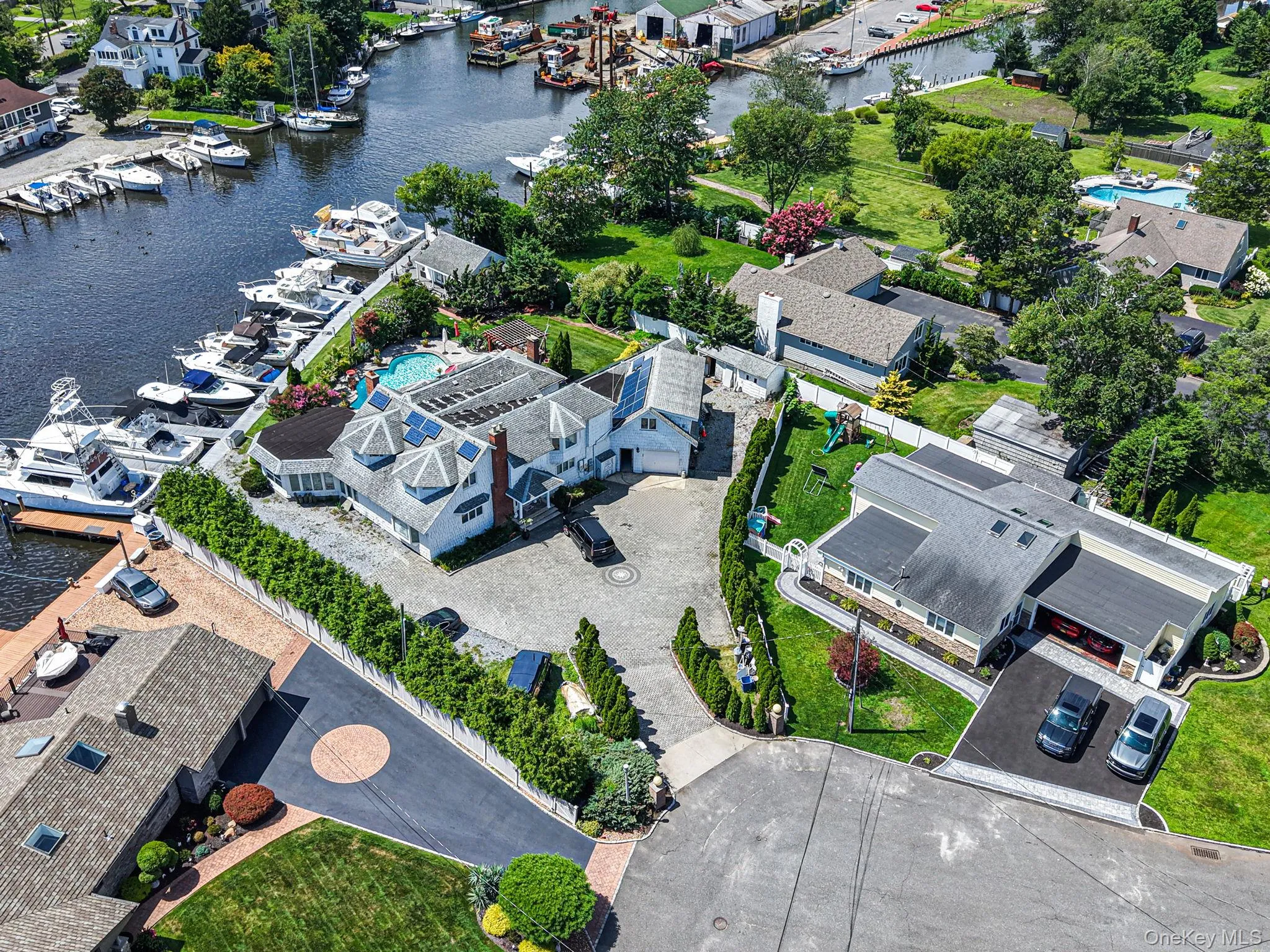 64 Mowbray Avenue, Islip, NY, 9 Bedrooms Bedrooms, 20 Rooms Rooms,9 BathroomsBathrooms,Residential,For Rent,Mowbray,0,1040354 64 Mowbray Avenue, Islip, NY, 9 Bedrooms Bedrooms, 20 Rooms Rooms,9 BathroomsBathrooms,Residential,For Rent,Mowbray,0,1040354