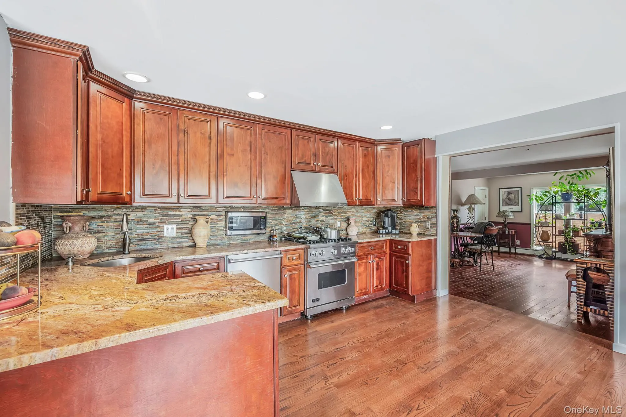 64 Mowbray Avenue, Islip, NY, 9 Bedrooms Bedrooms, 20 Rooms Rooms,9 BathroomsBathrooms,Residential,For Rent,Mowbray,0,1040354 64 Mowbray Avenue, Islip, NY, 9 Bedrooms Bedrooms, 20 Rooms Rooms,9 BathroomsBathrooms,Residential,For Rent,Mowbray,0,1040354
