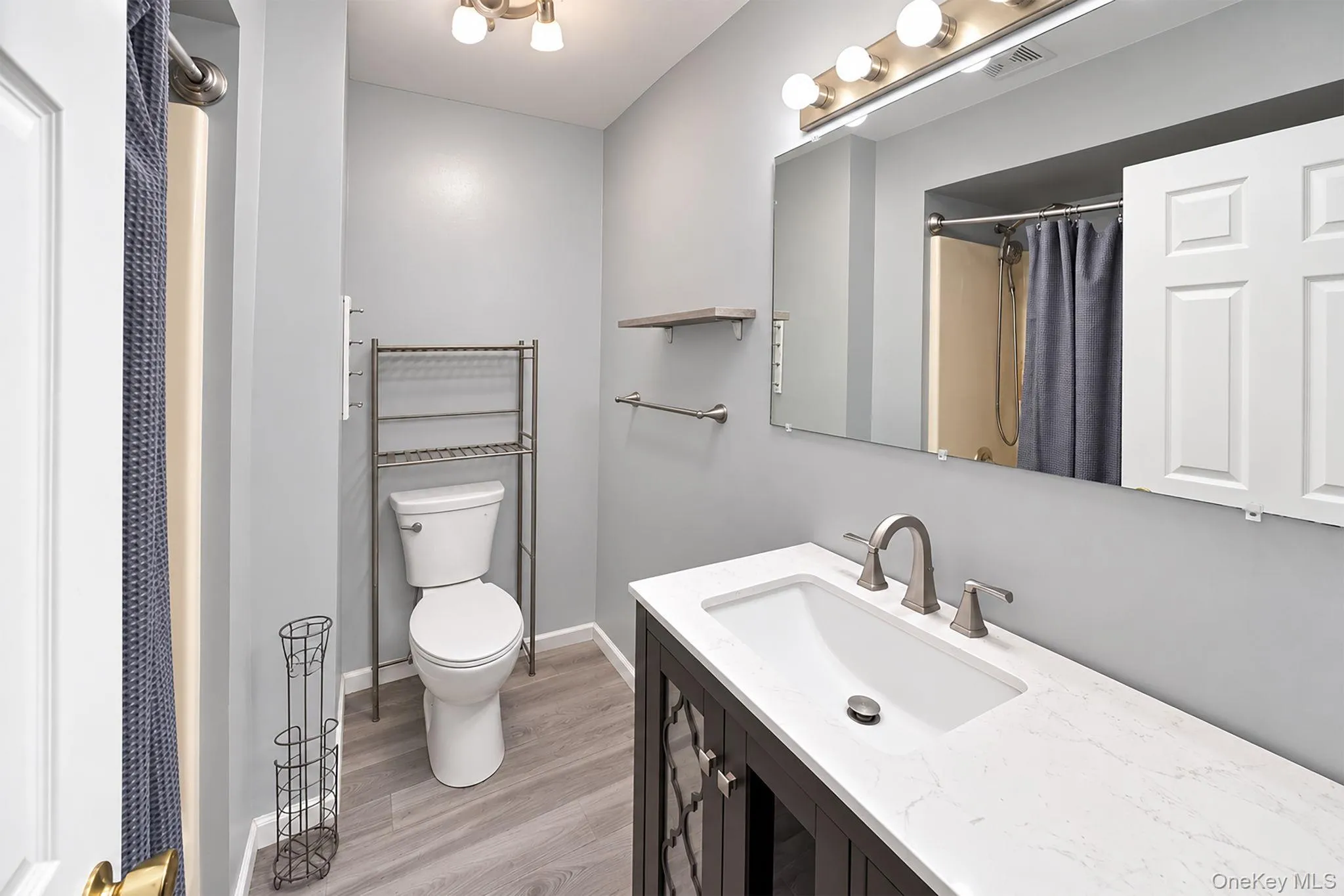 64 Mowbray Avenue, Islip, NY, 9 Bedrooms Bedrooms, 20 Rooms Rooms,9 BathroomsBathrooms,Residential,For Rent,Mowbray,0,1040354 64 Mowbray Avenue, Islip, NY, 9 Bedrooms Bedrooms, 20 Rooms Rooms,9 BathroomsBathrooms,Residential,For Rent,Mowbray,0,1040354