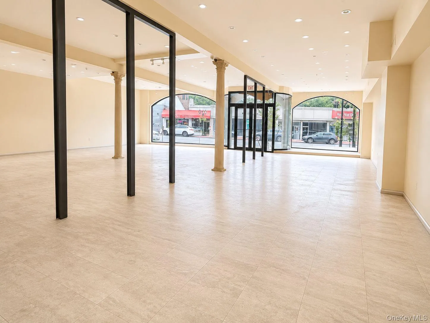 117 Middle Neck Road, North Hempstead, NY, ,Commercial Lease,For Rent,Middle Neck,0,1040358 117 Middle Neck Road, North Hempstead, NY, ,Commercial Lease,For Rent,Middle Neck,0,1040358