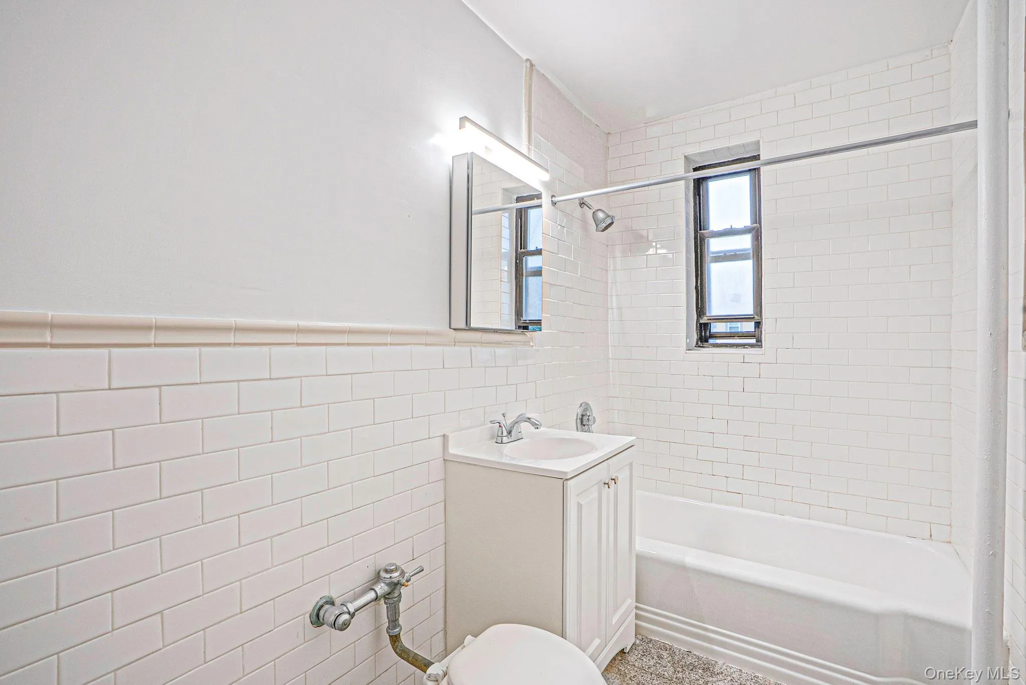 143-50 Hoover Avenue, New York, NY, 1 Bedroom Bedrooms, 4 Rooms Rooms,1 BathroomBathrooms,Residential Lease,For Rent,Hoover,0,1040362 143-50 Hoover Avenue, New York, NY, 1 Bedroom Bedrooms, 4 Rooms Rooms,1 BathroomBathrooms,Residential Lease,For Rent,Hoover,0,1040362