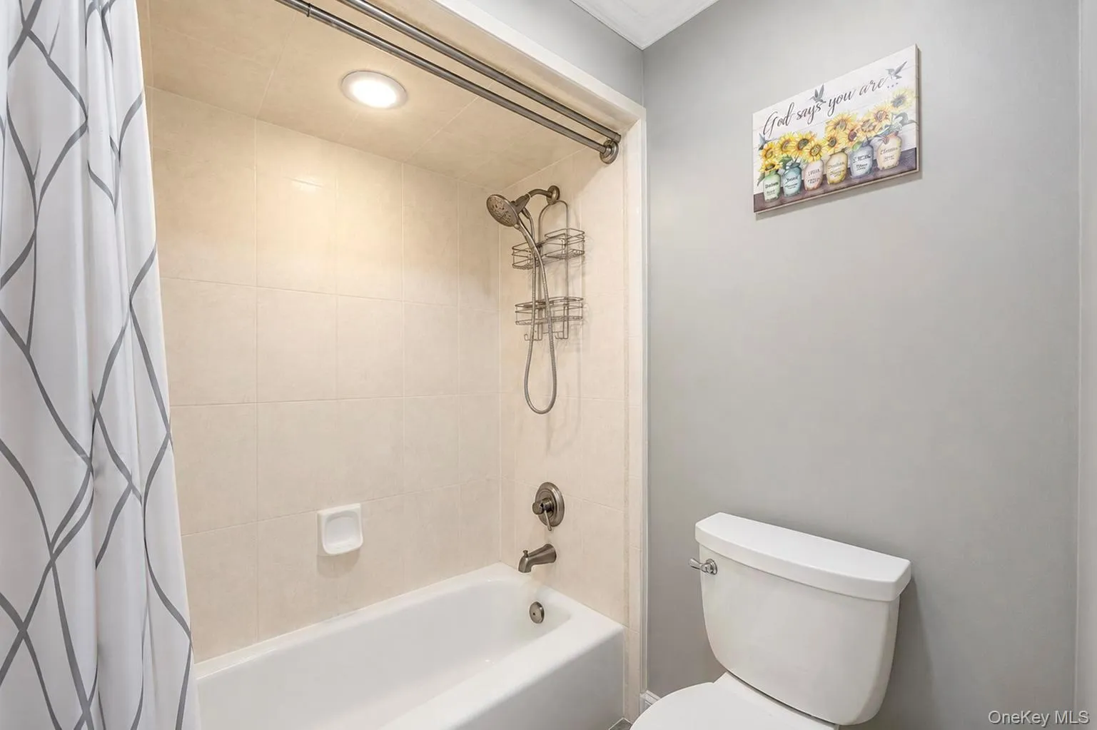 12 Linden Lane, Brookhaven, NY, 4 Bedrooms Bedrooms, 9 Rooms Rooms,2 BathroomsBathrooms,Residential,For Rent,Linden,0,1040364 12 Linden Lane, Brookhaven, NY, 4 Bedrooms Bedrooms, 9 Rooms Rooms,2 BathroomsBathrooms,Residential,For Rent,Linden,0,1040364