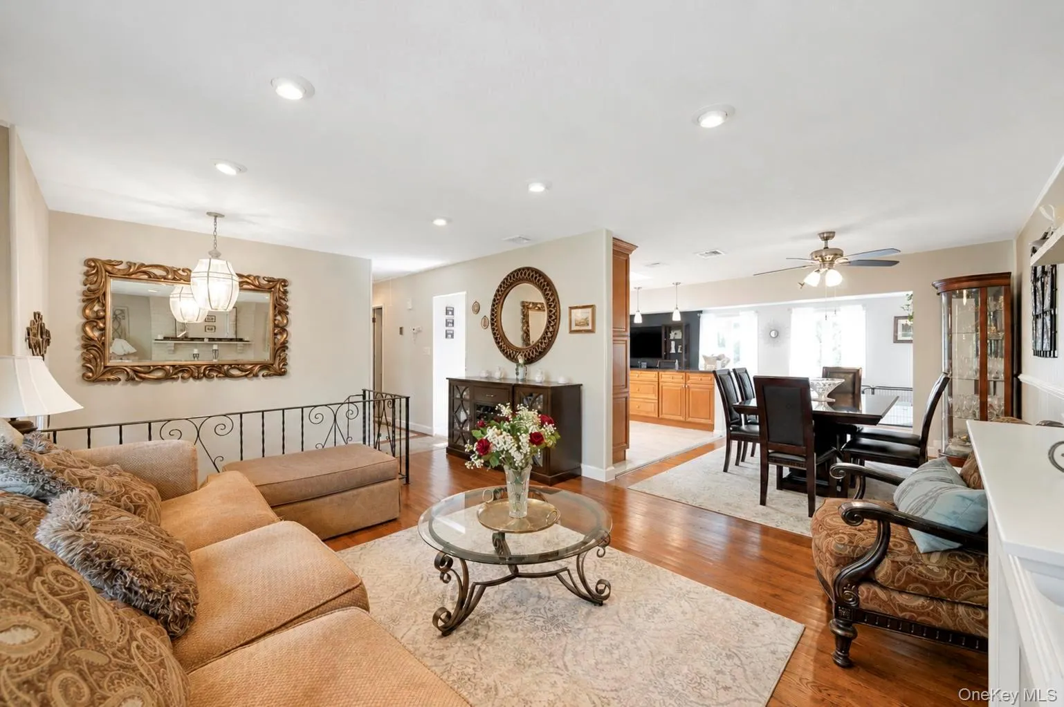 12 Linden Lane, Brookhaven, NY, 4 Bedrooms Bedrooms, 9 Rooms Rooms,2 BathroomsBathrooms,Residential,For Rent,Linden,0,1040364 12 Linden Lane, Brookhaven, NY, 4 Bedrooms Bedrooms, 9 Rooms Rooms,2 BathroomsBathrooms,Residential,For Rent,Linden,0,1040364