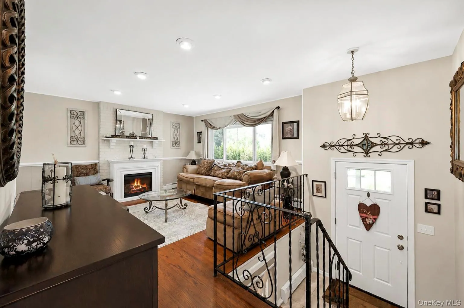 12 Linden Lane, Brookhaven, NY, 4 Bedrooms Bedrooms, 9 Rooms Rooms,2 BathroomsBathrooms,Residential,For Rent,Linden,0,1040364 12 Linden Lane, Brookhaven, NY, 4 Bedrooms Bedrooms, 9 Rooms Rooms,2 BathroomsBathrooms,Residential,For Rent,Linden,0,1040364
