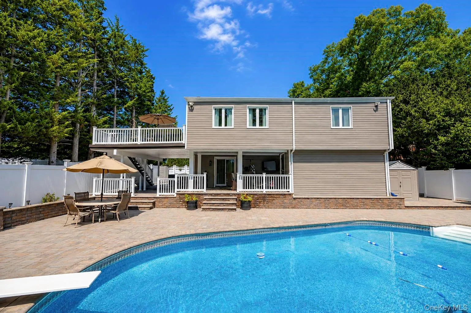 12 Linden Lane, Brookhaven, NY, 4 Bedrooms Bedrooms, 9 Rooms Rooms,2 BathroomsBathrooms,Residential,For Rent,Linden,0,1040364 12 Linden Lane, Brookhaven, NY, 4 Bedrooms Bedrooms, 9 Rooms Rooms,2 BathroomsBathrooms,Residential,For Rent,Linden,0,1040364