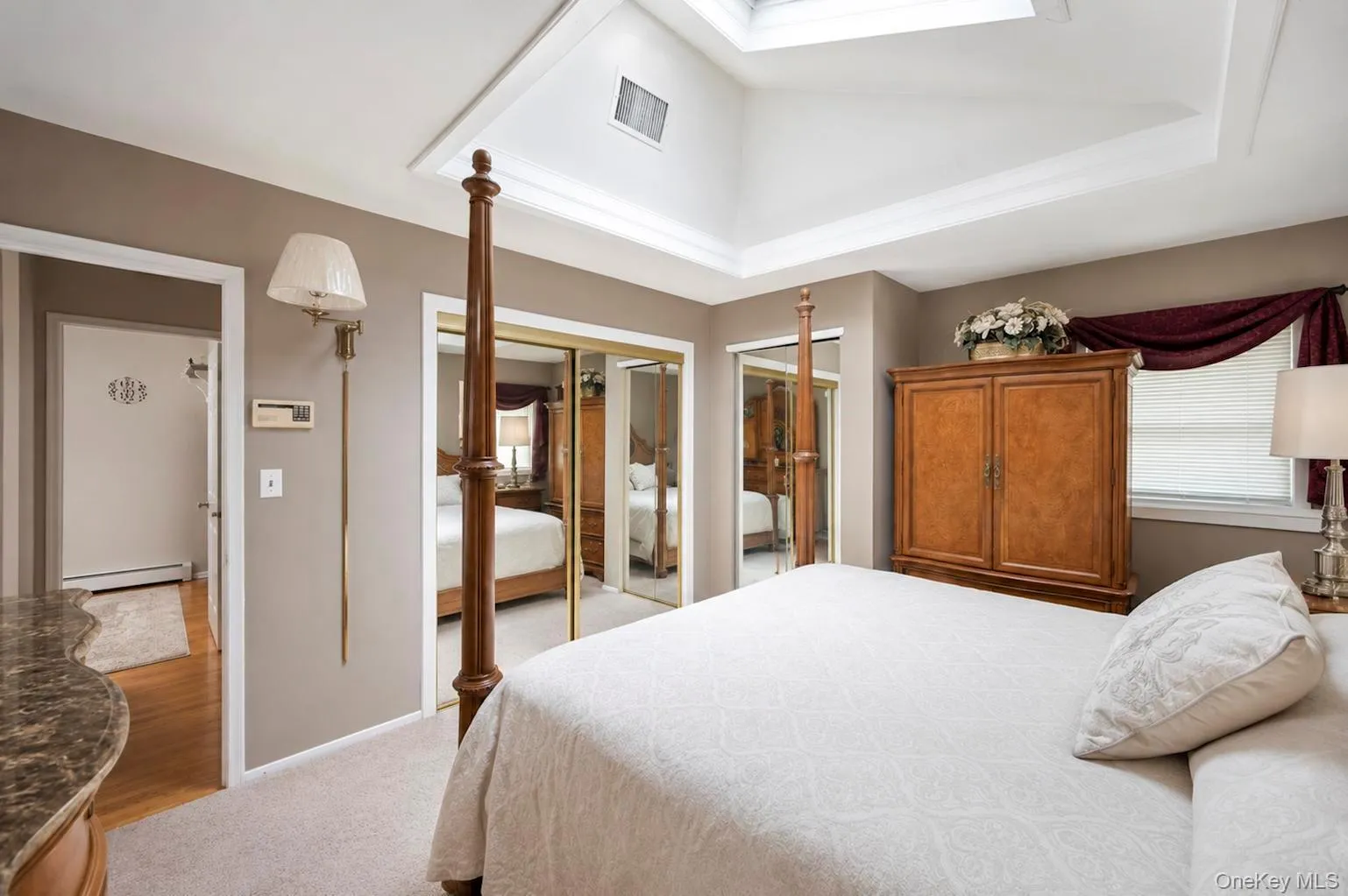 12 Linden Lane, Brookhaven, NY, 4 Bedrooms Bedrooms, 9 Rooms Rooms,2 BathroomsBathrooms,Residential,For Rent,Linden,0,1040364 12 Linden Lane, Brookhaven, NY, 4 Bedrooms Bedrooms, 9 Rooms Rooms,2 BathroomsBathrooms,Residential,For Rent,Linden,0,1040364