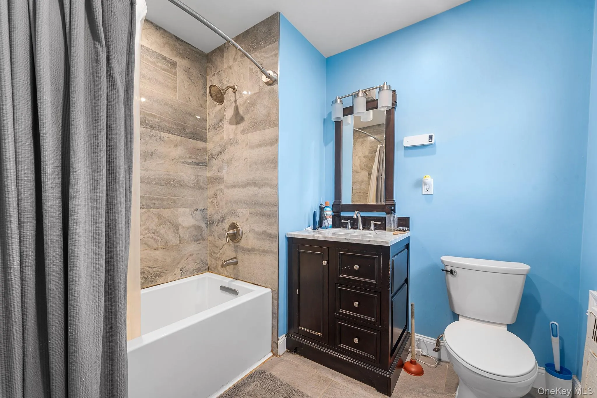 3 Demott Avenue, Hempstead, NY, 3 Bedrooms Bedrooms, 7 Rooms Rooms,3 BathroomsBathrooms,Residential,For Rent,Demott,0,1040367 3 Demott Avenue, Hempstead, NY, 3 Bedrooms Bedrooms, 7 Rooms Rooms,3 BathroomsBathrooms,Residential,For Rent,Demott,0,1040367