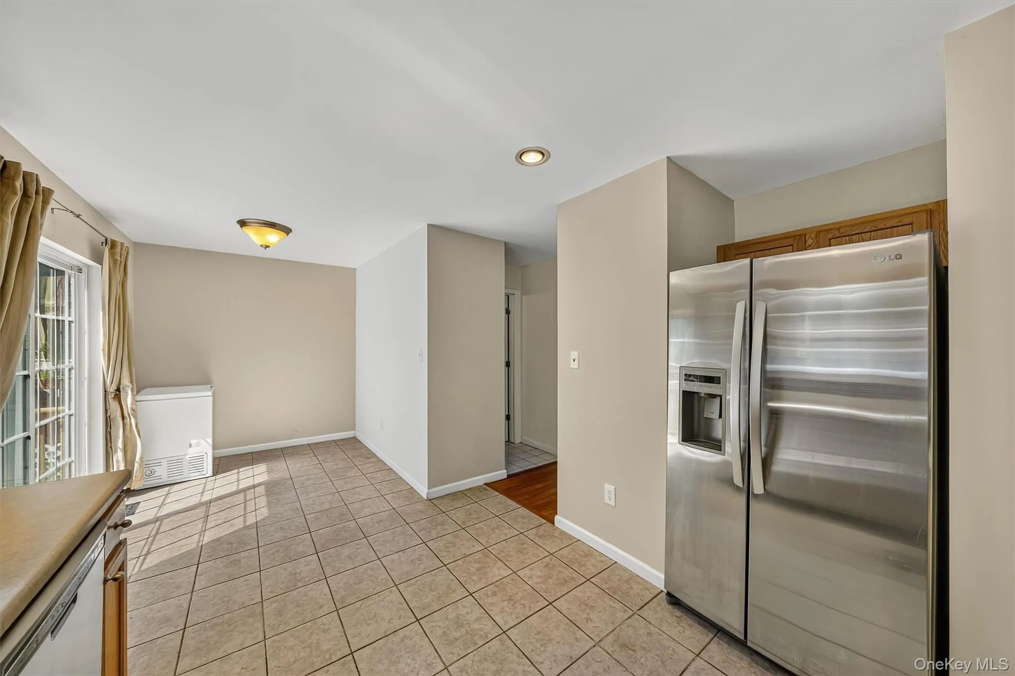 43 Mayer Drive, Middletown, NY, 3 Bedrooms Bedrooms, 5 Rooms Rooms,2 BathroomsBathrooms,Residential,For Rent,Mayer,0,1040368 43 Mayer Drive, Middletown, NY, 3 Bedrooms Bedrooms, 5 Rooms Rooms,2 BathroomsBathrooms,Residential,For Rent,Mayer,0,1040368