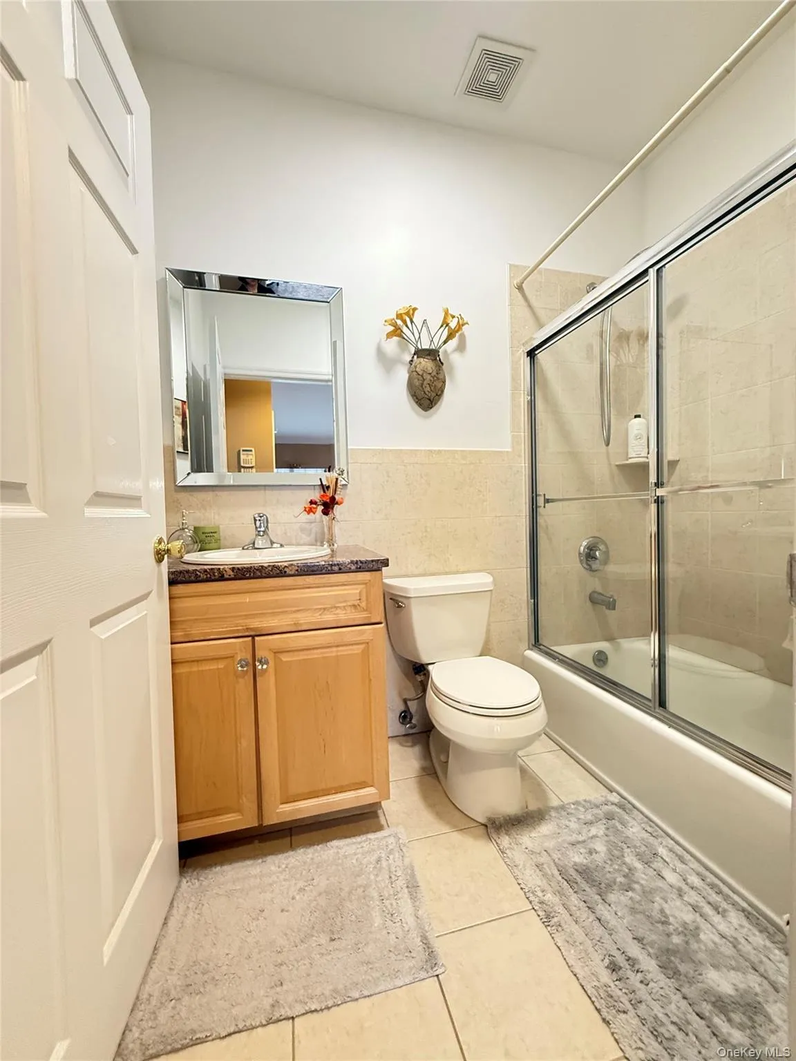 197 Fulton Street, Oyster Bay, NY, 2 Bedrooms Bedrooms, 5 Rooms Rooms,2 BathroomsBathrooms,Residential,For Rent,Fulton,0,1040369 197 Fulton Street, Oyster Bay, NY, 2 Bedrooms Bedrooms, 5 Rooms Rooms,2 BathroomsBathrooms,Residential,For Rent,Fulton,0,1040369