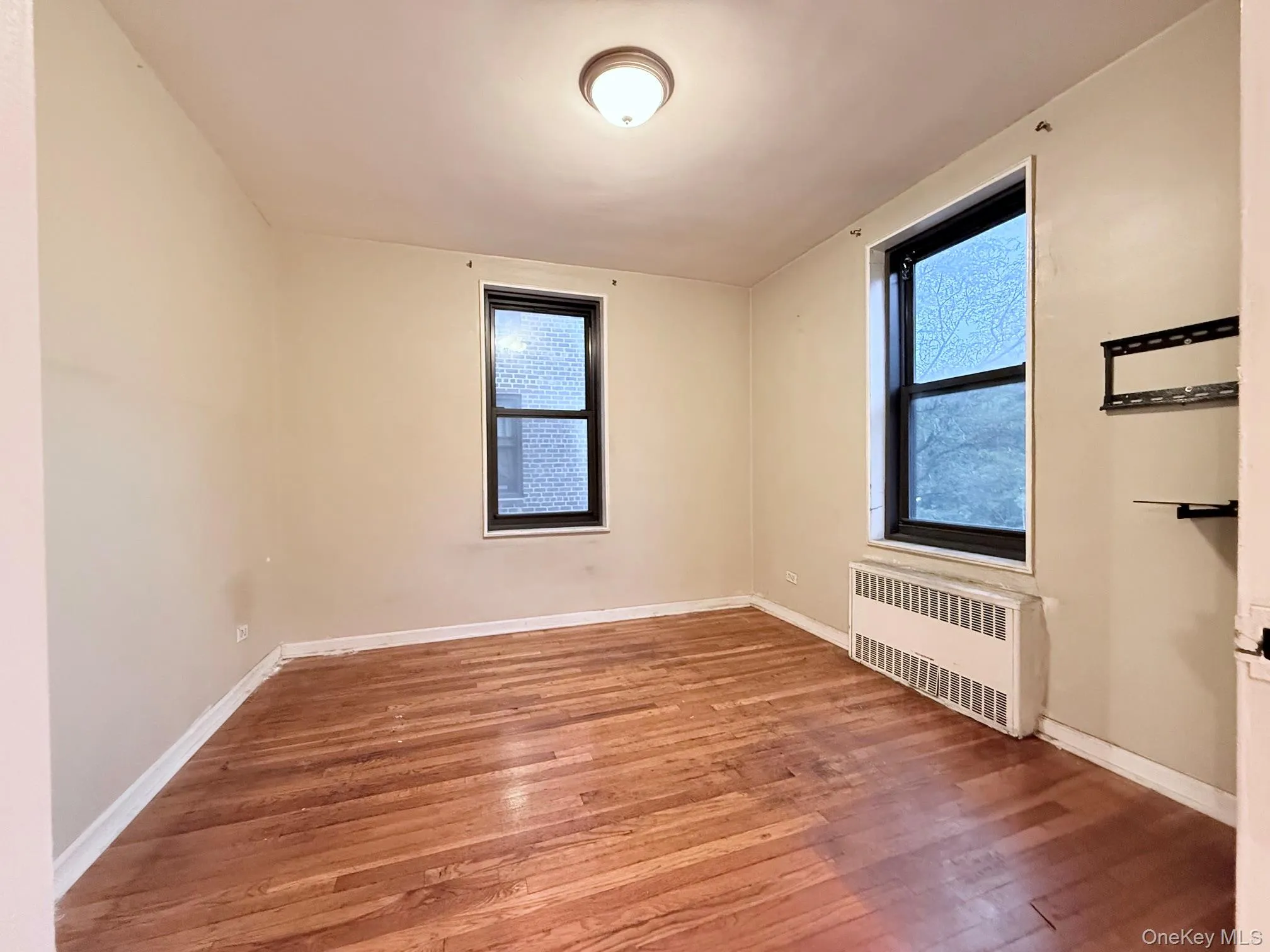 83-85 Woodhaven Boulevard, New York, NY, 2 Bedrooms Bedrooms, 4 Rooms Rooms,1 BathroomBathrooms,Residential,For Rent,Woodhaven,0,1040371 83-85 Woodhaven Boulevard, New York, NY, 2 Bedrooms Bedrooms, 4 Rooms Rooms,1 BathroomBathrooms,Residential,For Rent,Woodhaven,0,1040371