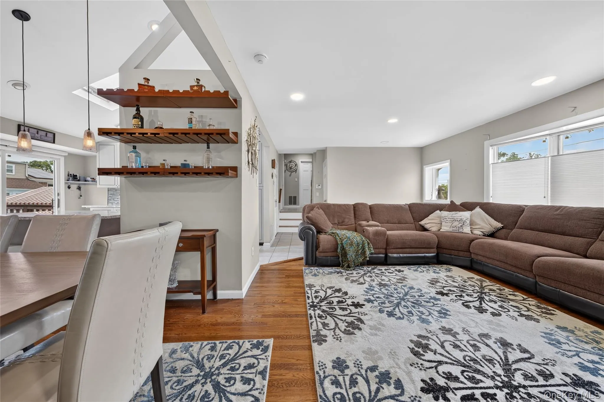 395 Bunker Drive, Hempstead, NY, 4 Bedrooms Bedrooms, 11 Rooms Rooms,2 BathroomsBathrooms,Residential,For Rent,Bunker,0,1040373 395 Bunker Drive, Hempstead, NY, 4 Bedrooms Bedrooms, 11 Rooms Rooms,2 BathroomsBathrooms,Residential,For Rent,Bunker,0,1040373