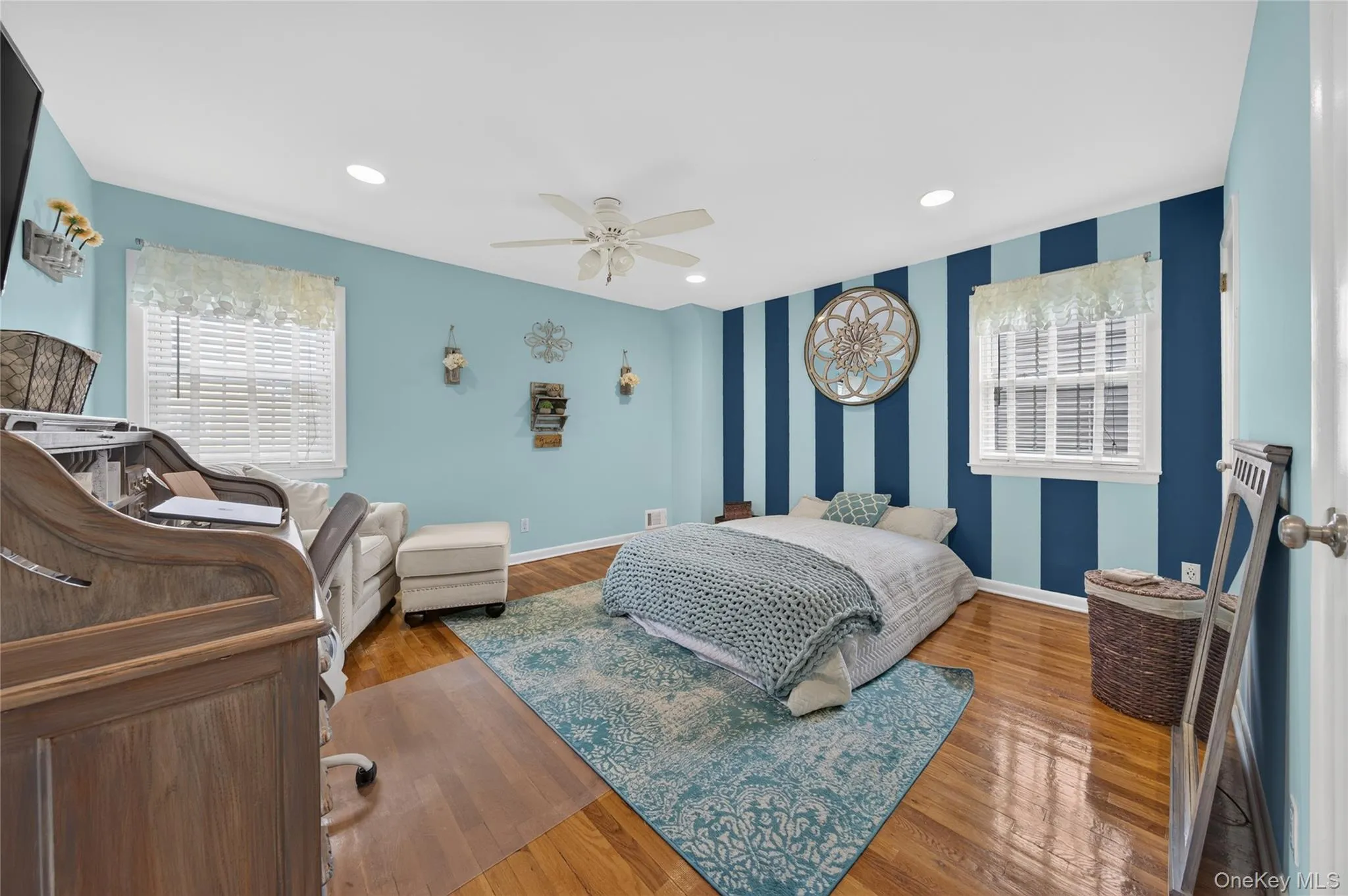 395 Bunker Drive, Hempstead, NY, 4 Bedrooms Bedrooms, 11 Rooms Rooms,2 BathroomsBathrooms,Residential,For Rent,Bunker,0,1040373 395 Bunker Drive, Hempstead, NY, 4 Bedrooms Bedrooms, 11 Rooms Rooms,2 BathroomsBathrooms,Residential,For Rent,Bunker,0,1040373