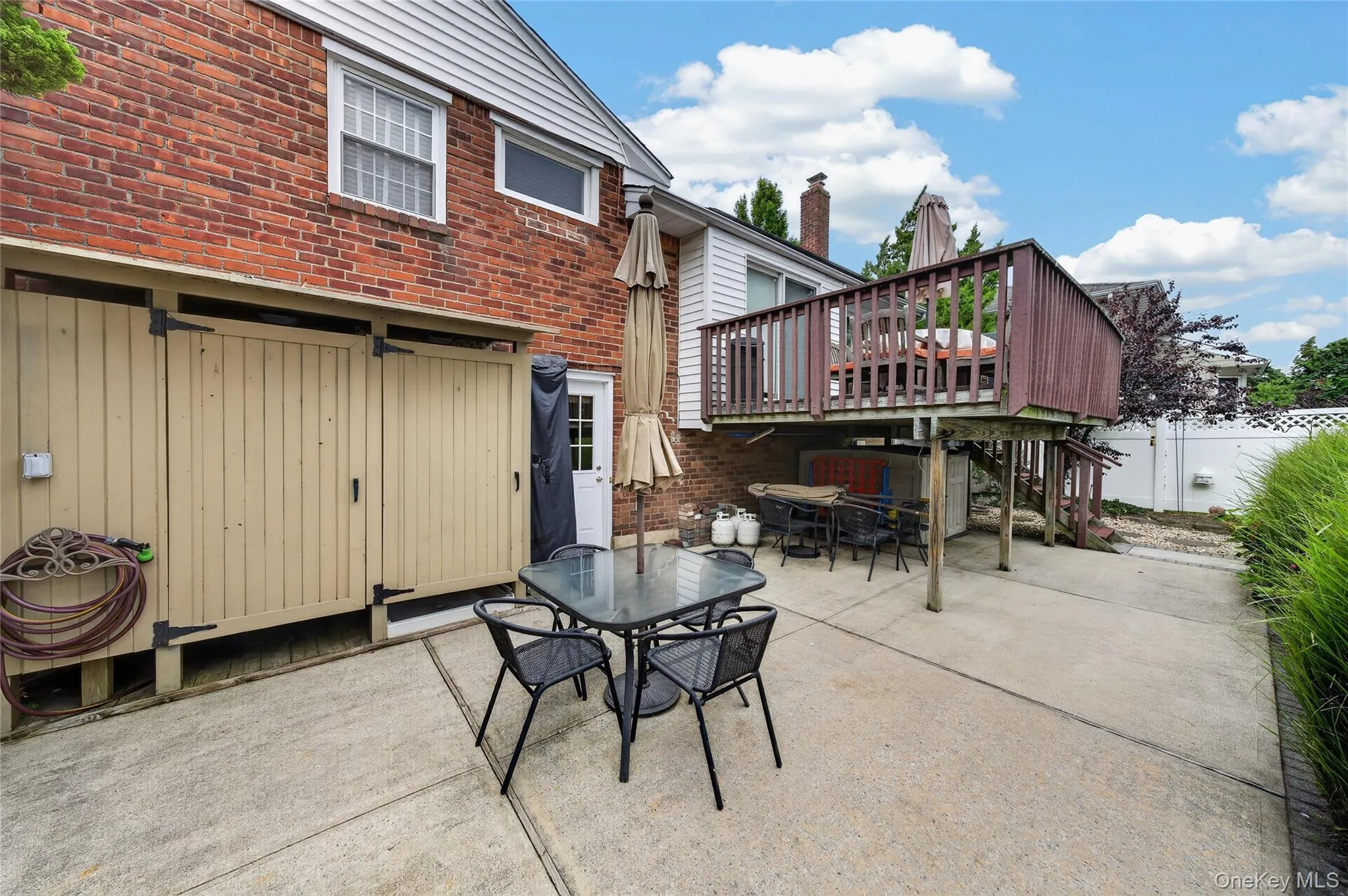 395 Bunker Drive, Hempstead, NY, 4 Bedrooms Bedrooms, 11 Rooms Rooms,2 BathroomsBathrooms,Residential,For Rent,Bunker,0,1040373 395 Bunker Drive, Hempstead, NY, 4 Bedrooms Bedrooms, 11 Rooms Rooms,2 BathroomsBathrooms,Residential,For Rent,Bunker,0,1040373