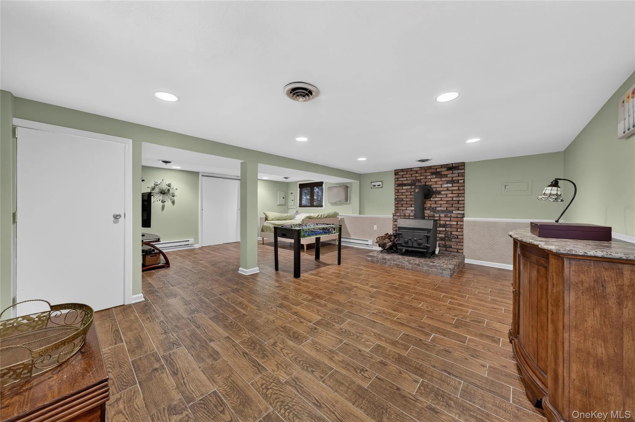 395 Bunker Drive, Hempstead, NY, 4 Bedrooms Bedrooms, 11 Rooms Rooms,2 BathroomsBathrooms,Residential,For Rent,Bunker,0,1040373 395 Bunker Drive, Hempstead, NY, 4 Bedrooms Bedrooms, 11 Rooms Rooms,2 BathroomsBathrooms,Residential,For Rent,Bunker,0,1040373