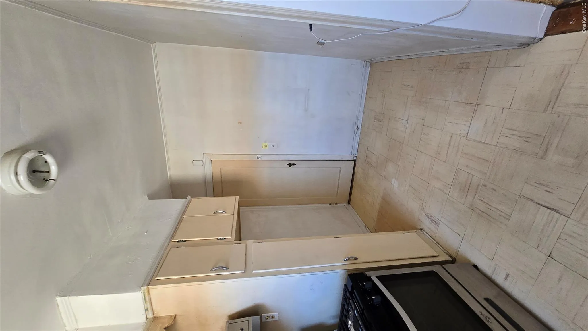 10531 63rd Avenue, New York, NY, 3 Bedrooms Bedrooms, 8 Rooms Rooms,1 BathroomBathrooms,Residential,For Rent,63rd,0,1040377 10531 63rd Avenue, New York, NY, 3 Bedrooms Bedrooms, 8 Rooms Rooms,1 BathroomBathrooms,Residential,For Rent,63rd,0,1040377