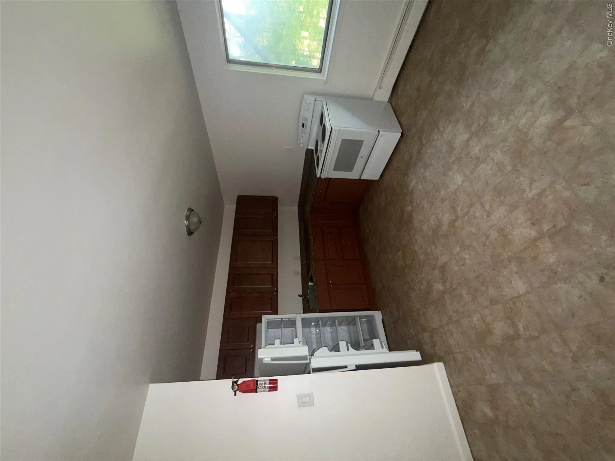 81 Shaker Heights Road, Thompson, NY, 2 Bedrooms Bedrooms, 4 Rooms Rooms,2 BathroomsBathrooms,Residential Lease,For Rent,Shaker Heights,0,1040381 81 Shaker Heights Road, Thompson, NY, 2 Bedrooms Bedrooms, 4 Rooms Rooms,2 BathroomsBathrooms,Residential Lease,For Rent,Shaker Heights,0,1040381