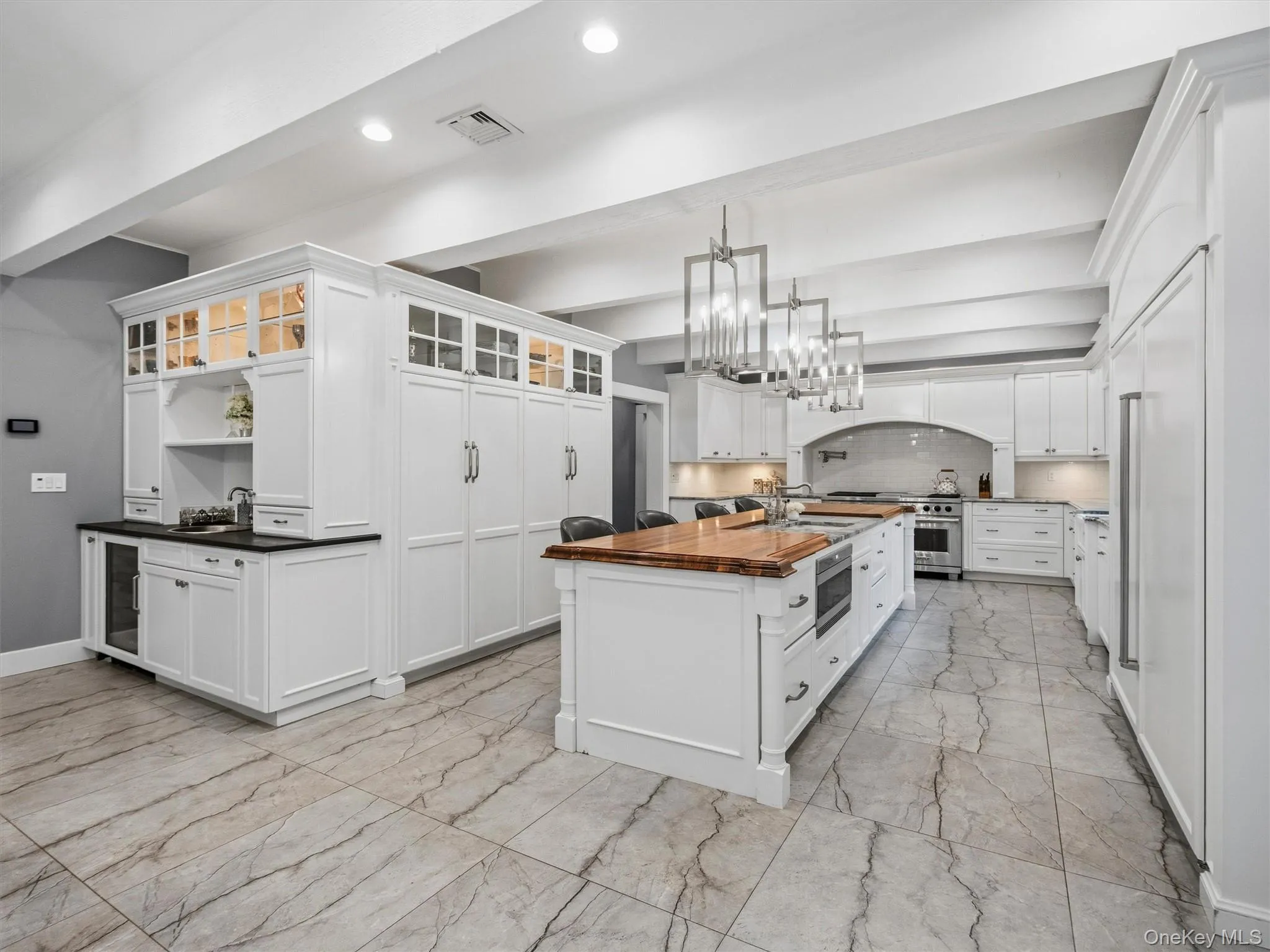 12 Rollingwood Drive, Clarkstown, NY, 7 Bedrooms Bedrooms, 24 Rooms Rooms,7 BathroomsBathrooms,Residential,For Rent,Rollingwood,0,1040383 12 Rollingwood Drive, Clarkstown, NY, 7 Bedrooms Bedrooms, 24 Rooms Rooms,7 BathroomsBathrooms,Residential,For Rent,Rollingwood,0,1040383