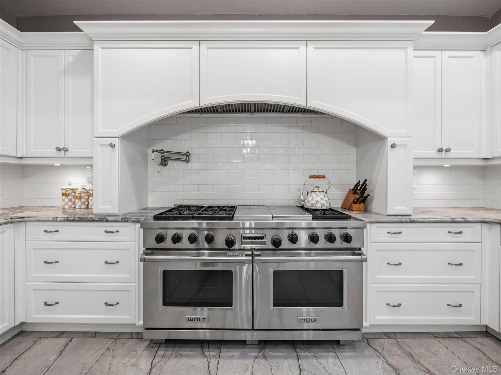 12 Rollingwood Drive, Clarkstown, NY, 7 Bedrooms Bedrooms, 24 Rooms Rooms,7 BathroomsBathrooms,Residential,For Rent,Rollingwood,0,1040383 12 Rollingwood Drive, Clarkstown, NY, 7 Bedrooms Bedrooms, 24 Rooms Rooms,7 BathroomsBathrooms,Residential,For Rent,Rollingwood,0,1040383