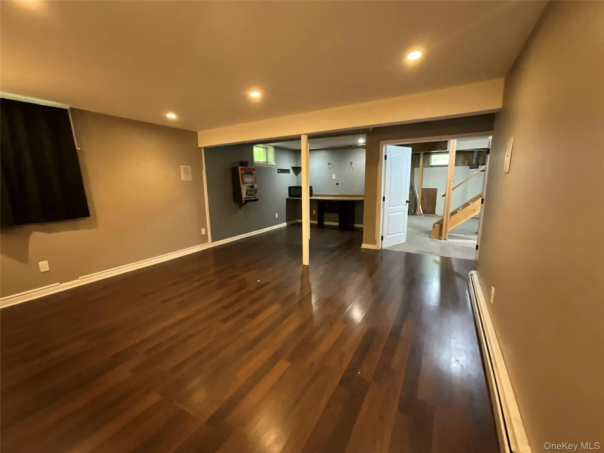 22 Dogwood Drive, Woodbury, NY, 5 Bedrooms Bedrooms, 10 Rooms Rooms,2 BathroomsBathrooms,Residential Lease,For Rent,Dogwood,0,1040385 22 Dogwood Drive, Woodbury, NY, 5 Bedrooms Bedrooms, 10 Rooms Rooms,2 BathroomsBathrooms,Residential Lease,For Rent,Dogwood,0,1040385