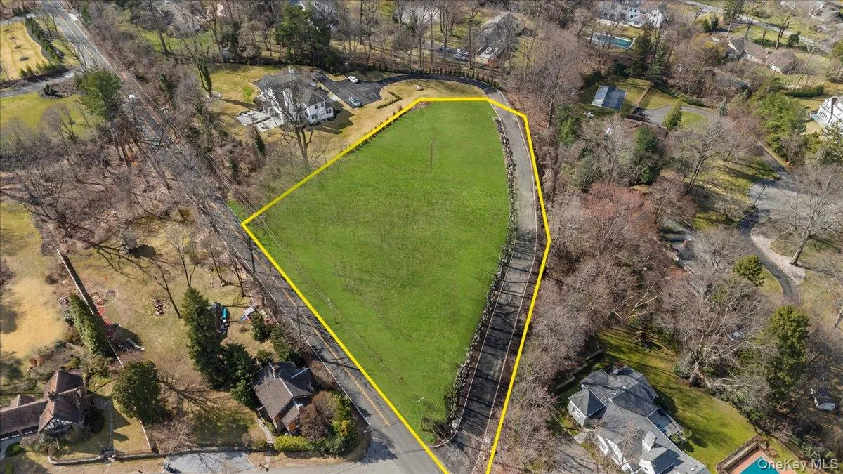 36 Cow Neck Road, North Hempstead, NY, ,Land,For Rent,Cow Neck,0,1040387 36 Cow Neck Road, North Hempstead, NY, ,Land,For Rent,Cow Neck,0,1040387