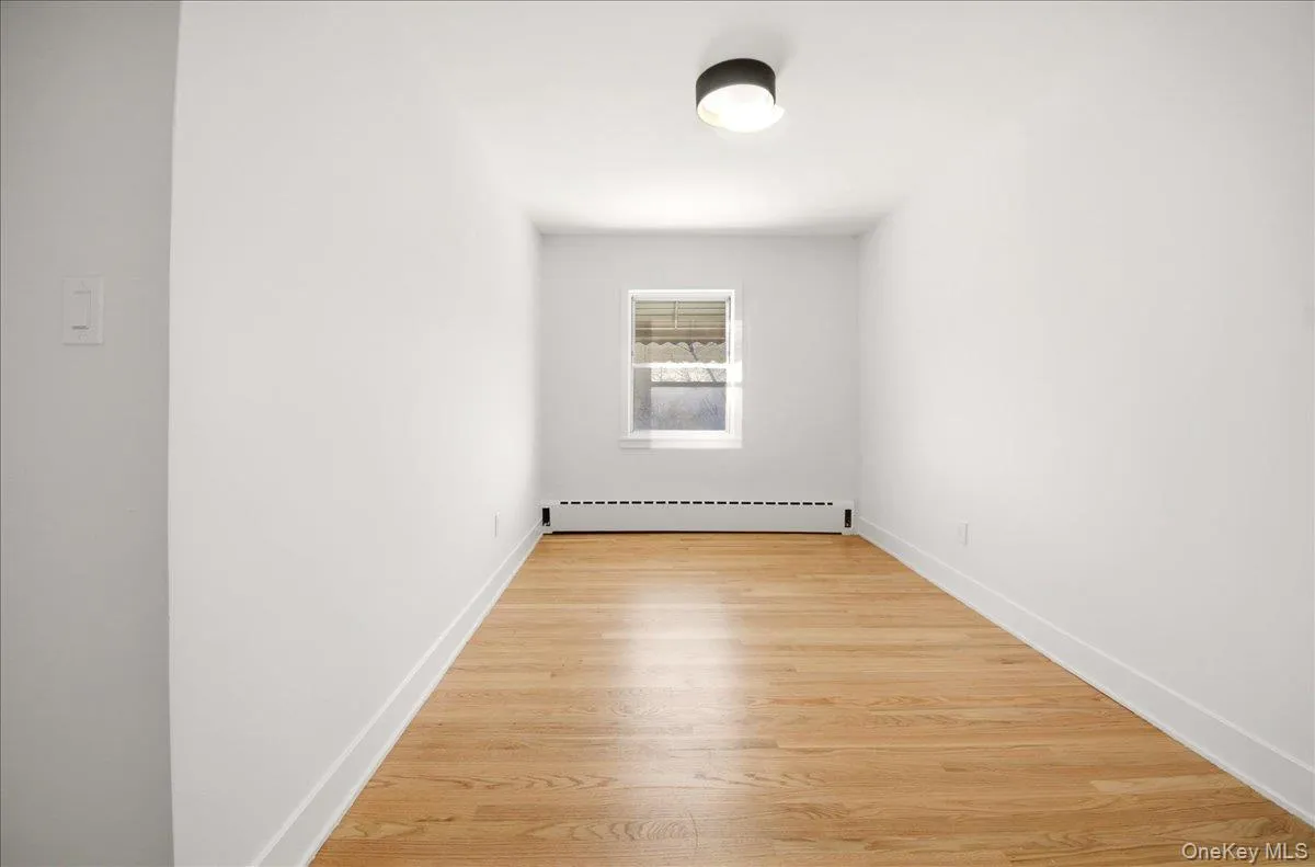 3337 Gunther Avenue, New York, NY, 3 Bedrooms Bedrooms, 7 Rooms Rooms,2 BathroomsBathrooms,Residential,For Rent,Gunther,0,1040393 3337 Gunther Avenue, New York, NY, 3 Bedrooms Bedrooms, 7 Rooms Rooms,2 BathroomsBathrooms,Residential,For Rent,Gunther,0,1040393