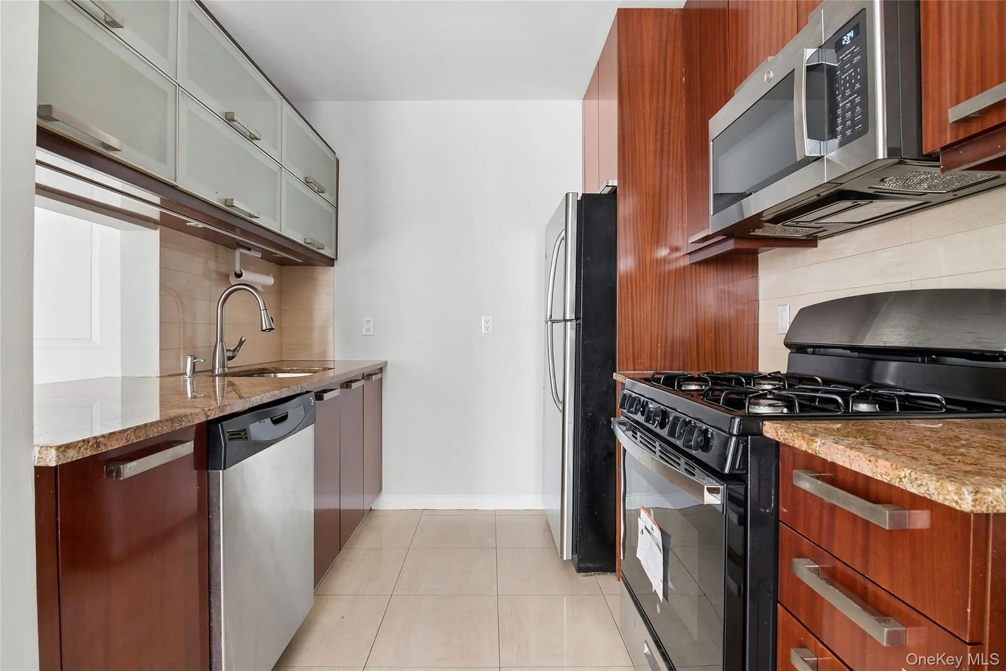 33-30 61st Street, New York, NY, 2 Bedrooms Bedrooms, 6 Rooms Rooms,2 BathroomsBathrooms,Residential,For Rent,61st,0,1040394 33-30 61st Street, New York, NY, 2 Bedrooms Bedrooms, 6 Rooms Rooms,2 BathroomsBathrooms,Residential,For Rent,61st,0,1040394