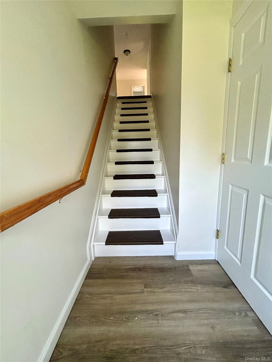 321 Canal Road, Brookhaven, NY, 3 Bedrooms Bedrooms, 5 Rooms Rooms,1 BathroomBathrooms,Residential Lease,For Rent,Canal,0,1040407 321 Canal Road, Brookhaven, NY, 3 Bedrooms Bedrooms, 5 Rooms Rooms,1 BathroomBathrooms,Residential Lease,For Rent,Canal,0,1040407