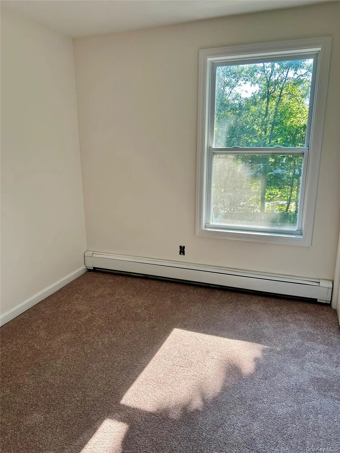 321 Canal Road, Brookhaven, NY, 3 Bedrooms Bedrooms, 5 Rooms Rooms,1 BathroomBathrooms,Residential Lease,For Rent,Canal,0,1040407 321 Canal Road, Brookhaven, NY, 3 Bedrooms Bedrooms, 5 Rooms Rooms,1 BathroomBathrooms,Residential Lease,For Rent,Canal,0,1040407