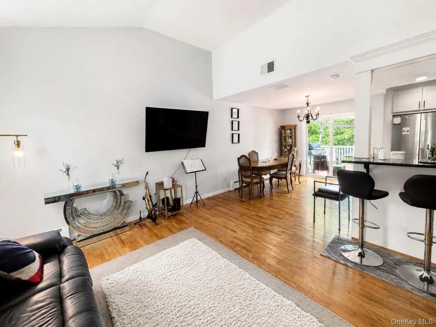 50 Scott Drive, Middletown, NY, 4 Bedrooms Bedrooms, 8 Rooms Rooms,1 BathroomBathrooms,Residential,For Rent,Scott,0,1040412 50 Scott Drive, Middletown, NY, 4 Bedrooms Bedrooms, 8 Rooms Rooms,1 BathroomBathrooms,Residential,For Rent,Scott,0,1040412