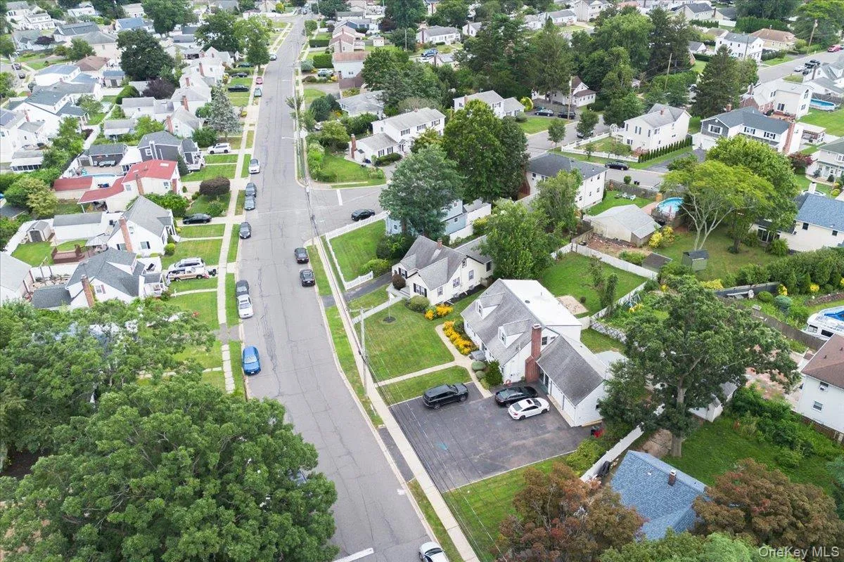 510 Secatogue Avenue, Babylon, NY, 3 Bedrooms Bedrooms, 5 Rooms Rooms,2 BathroomsBathrooms,Residential,For Rent,Secatogue,0,1040415 510 Secatogue Avenue, Babylon, NY, 3 Bedrooms Bedrooms, 5 Rooms Rooms,2 BathroomsBathrooms,Residential,For Rent,Secatogue,0,1040415