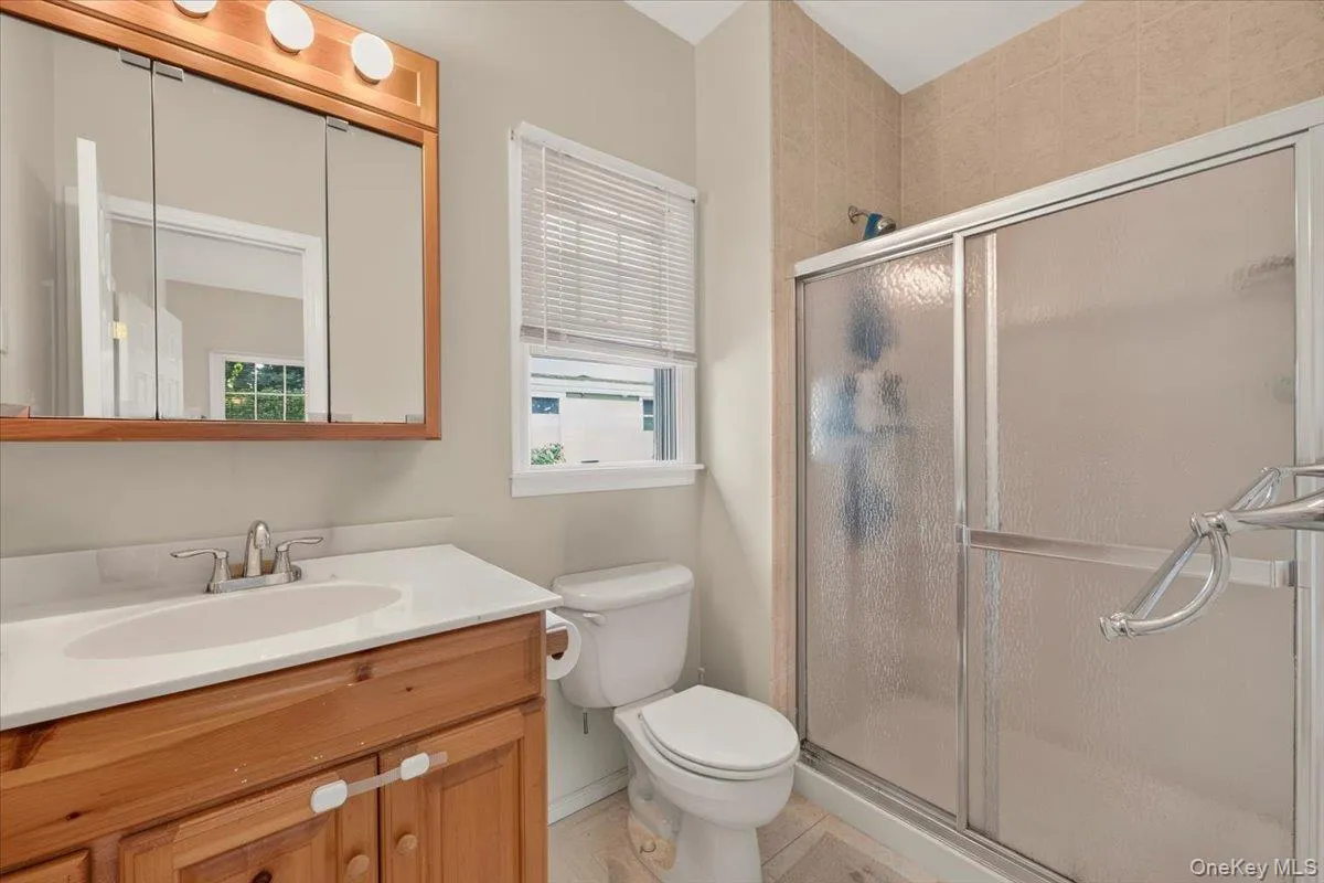 510 Secatogue Avenue, Babylon, NY, 3 Bedrooms Bedrooms, 5 Rooms Rooms,2 BathroomsBathrooms,Residential,For Rent,Secatogue,0,1040415 510 Secatogue Avenue, Babylon, NY, 3 Bedrooms Bedrooms, 5 Rooms Rooms,2 BathroomsBathrooms,Residential,For Rent,Secatogue,0,1040415