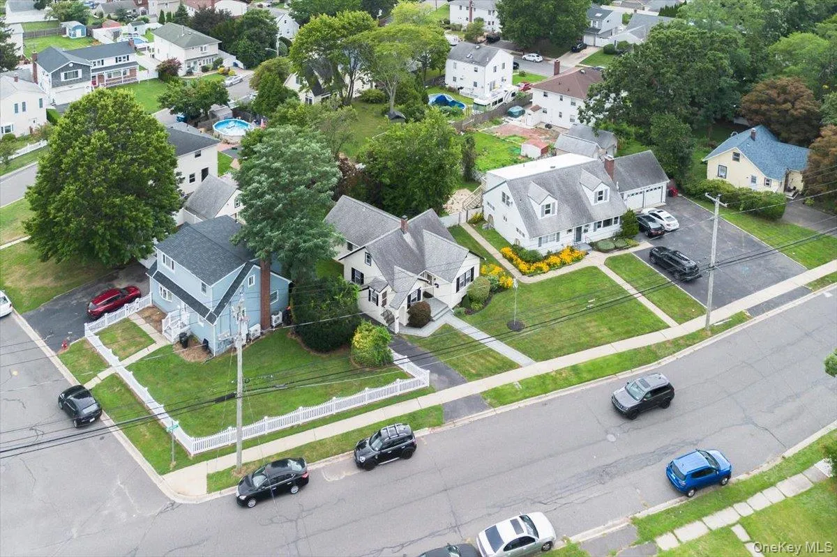 510 Secatogue Avenue, Babylon, NY, 3 Bedrooms Bedrooms, 5 Rooms Rooms,2 BathroomsBathrooms,Residential,For Rent,Secatogue,0,1040415 510 Secatogue Avenue, Babylon, NY, 3 Bedrooms Bedrooms, 5 Rooms Rooms,2 BathroomsBathrooms,Residential,For Rent,Secatogue,0,1040415