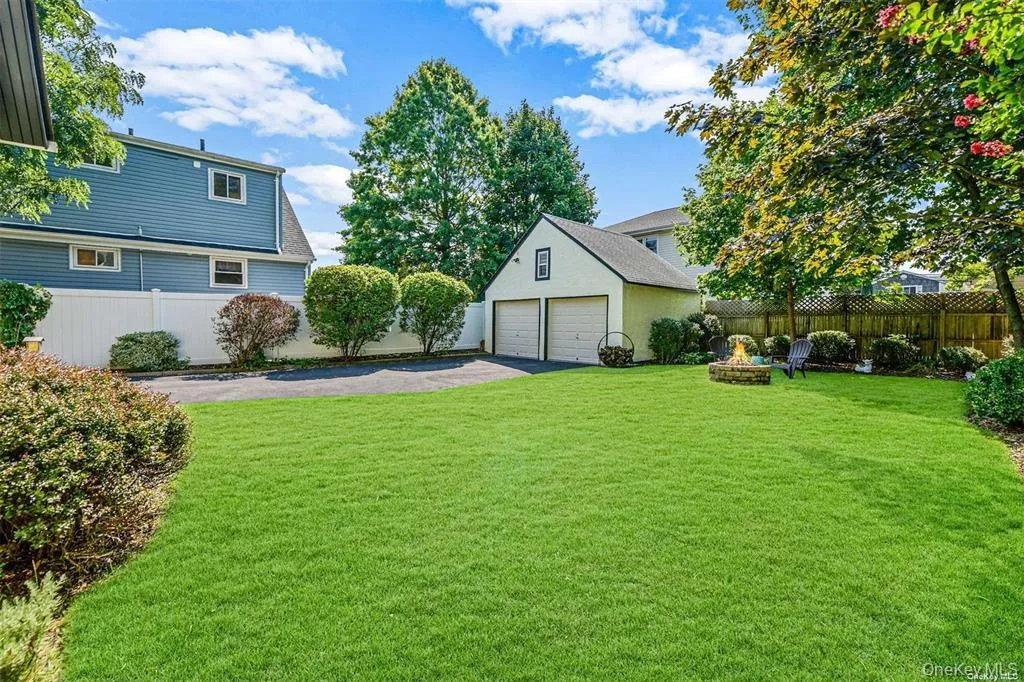510 Secatogue Avenue, Babylon, NY, 3 Bedrooms Bedrooms, 5 Rooms Rooms,2 BathroomsBathrooms,Residential,For Rent,Secatogue,0,1040415 510 Secatogue Avenue, Babylon, NY, 3 Bedrooms Bedrooms, 5 Rooms Rooms,2 BathroomsBathrooms,Residential,For Rent,Secatogue,0,1040415