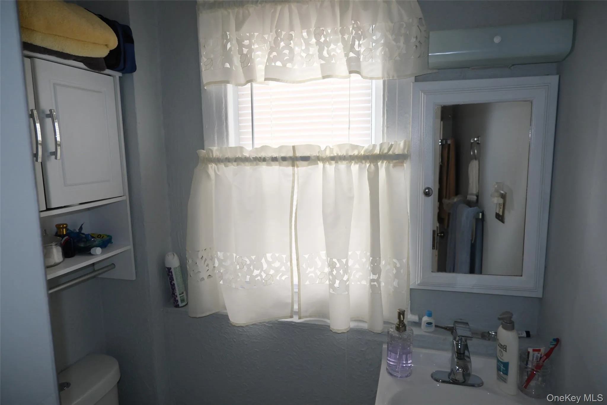 3239 202nd Street, New York, NY, 3 Bedrooms Bedrooms, 10 Rooms Rooms,2 BathroomsBathrooms,Residential,For Rent,202nd,0,1040417 3239 202nd Street, New York, NY, 3 Bedrooms Bedrooms, 10 Rooms Rooms,2 BathroomsBathrooms,Residential,For Rent,202nd,0,1040417