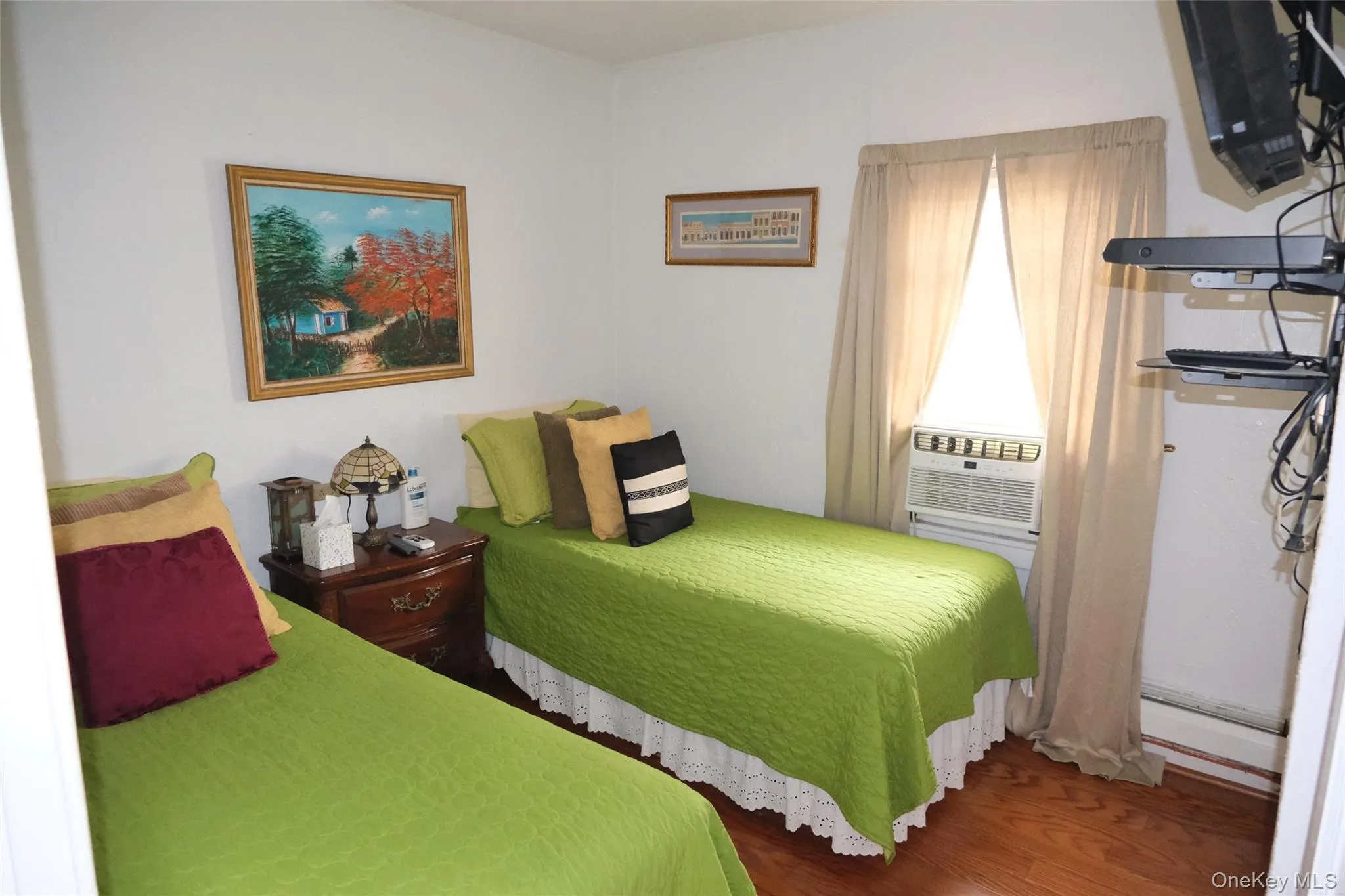 3239 202nd Street, New York, NY, 3 Bedrooms Bedrooms, 10 Rooms Rooms,2 BathroomsBathrooms,Residential,For Rent,202nd,0,1040417 3239 202nd Street, New York, NY, 3 Bedrooms Bedrooms, 10 Rooms Rooms,2 BathroomsBathrooms,Residential,For Rent,202nd,0,1040417