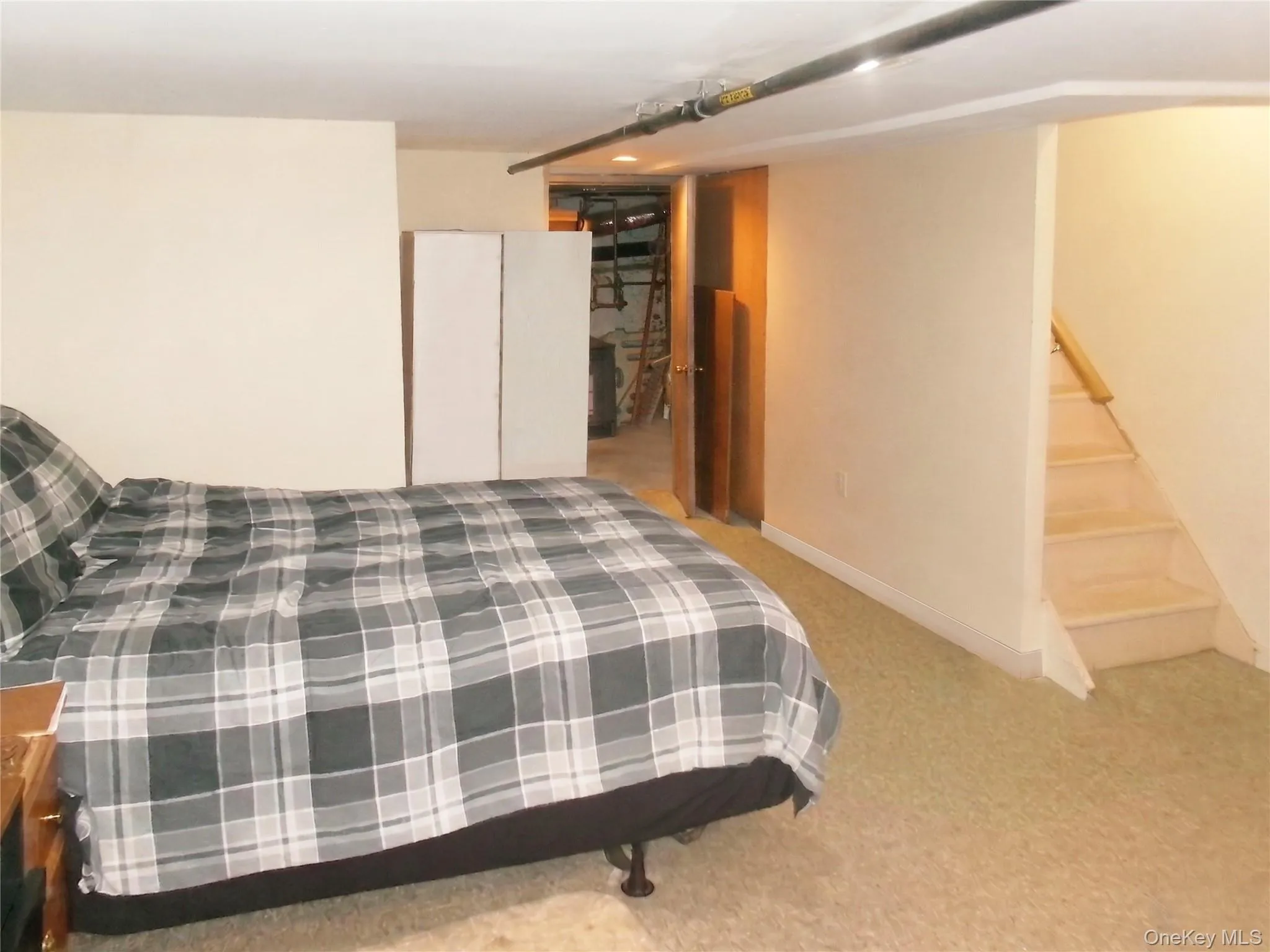 3239 202nd Street, New York, NY, 3 Bedrooms Bedrooms, 10 Rooms Rooms,2 BathroomsBathrooms,Residential,For Rent,202nd,0,1040417 3239 202nd Street, New York, NY, 3 Bedrooms Bedrooms, 10 Rooms Rooms,2 BathroomsBathrooms,Residential,For Rent,202nd,0,1040417