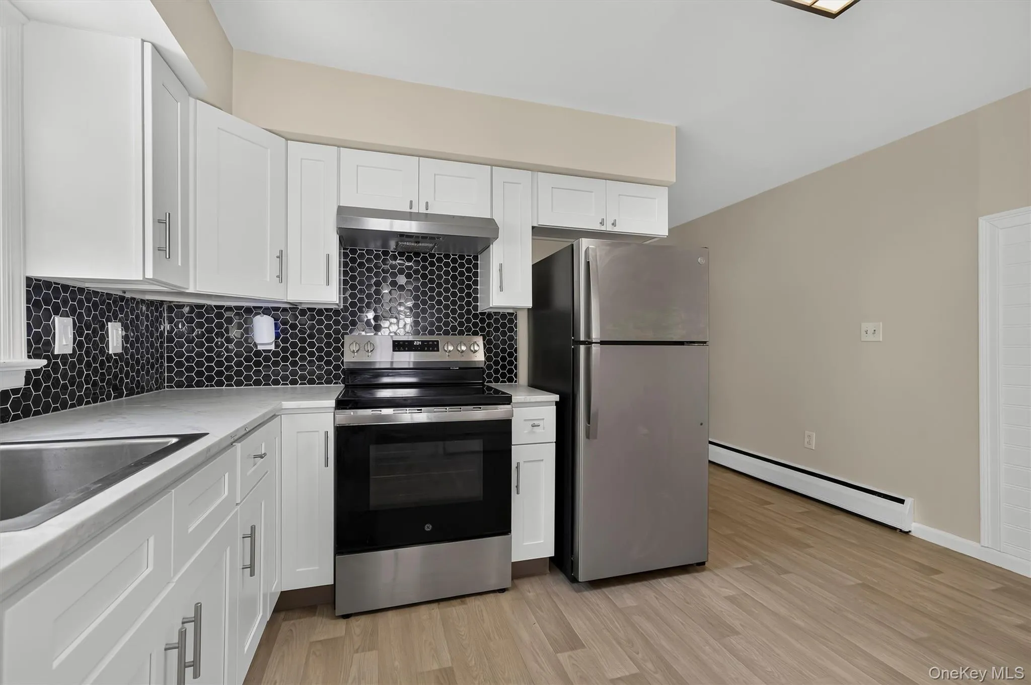 31 Leslie Road, Newburgh (town), NY, 3 Bedrooms Bedrooms, 6 Rooms Rooms,1 BathroomBathrooms,Residential,For Rent,Leslie,0,1040419 31 Leslie Road, Newburgh (town), NY, 3 Bedrooms Bedrooms, 6 Rooms Rooms,1 BathroomBathrooms,Residential,For Rent,Leslie,0,1040419