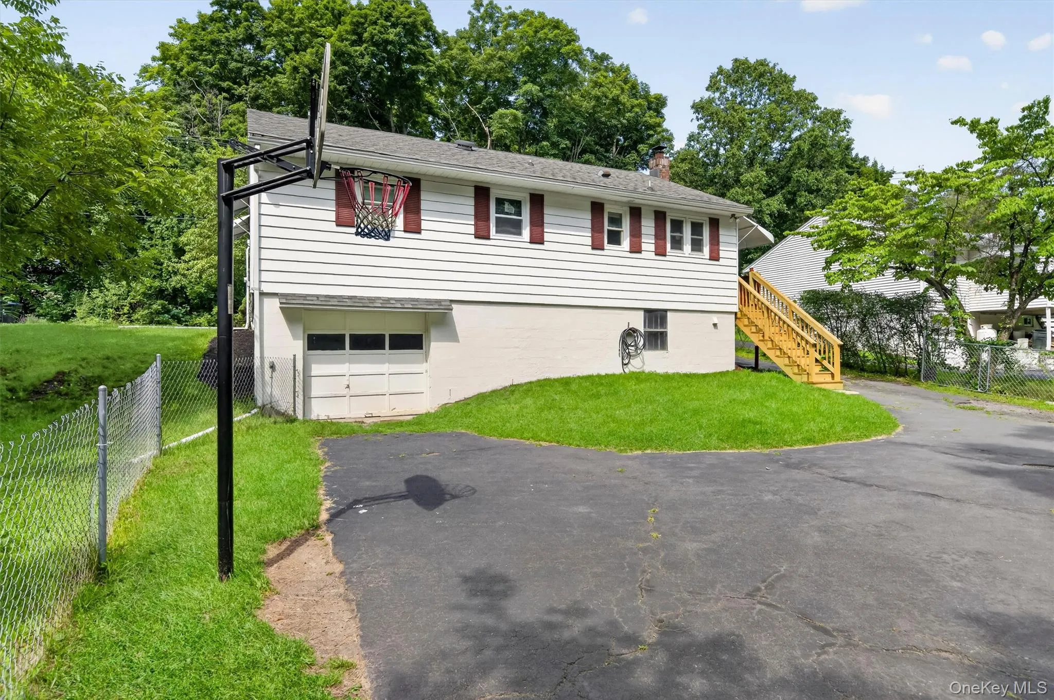 31 Leslie Road, Newburgh (town), NY, 3 Bedrooms Bedrooms, 6 Rooms Rooms,1 BathroomBathrooms,Residential,For Rent,Leslie,0,1040419 31 Leslie Road, Newburgh (town), NY, 3 Bedrooms Bedrooms, 6 Rooms Rooms,1 BathroomBathrooms,Residential,For Rent,Leslie,0,1040419