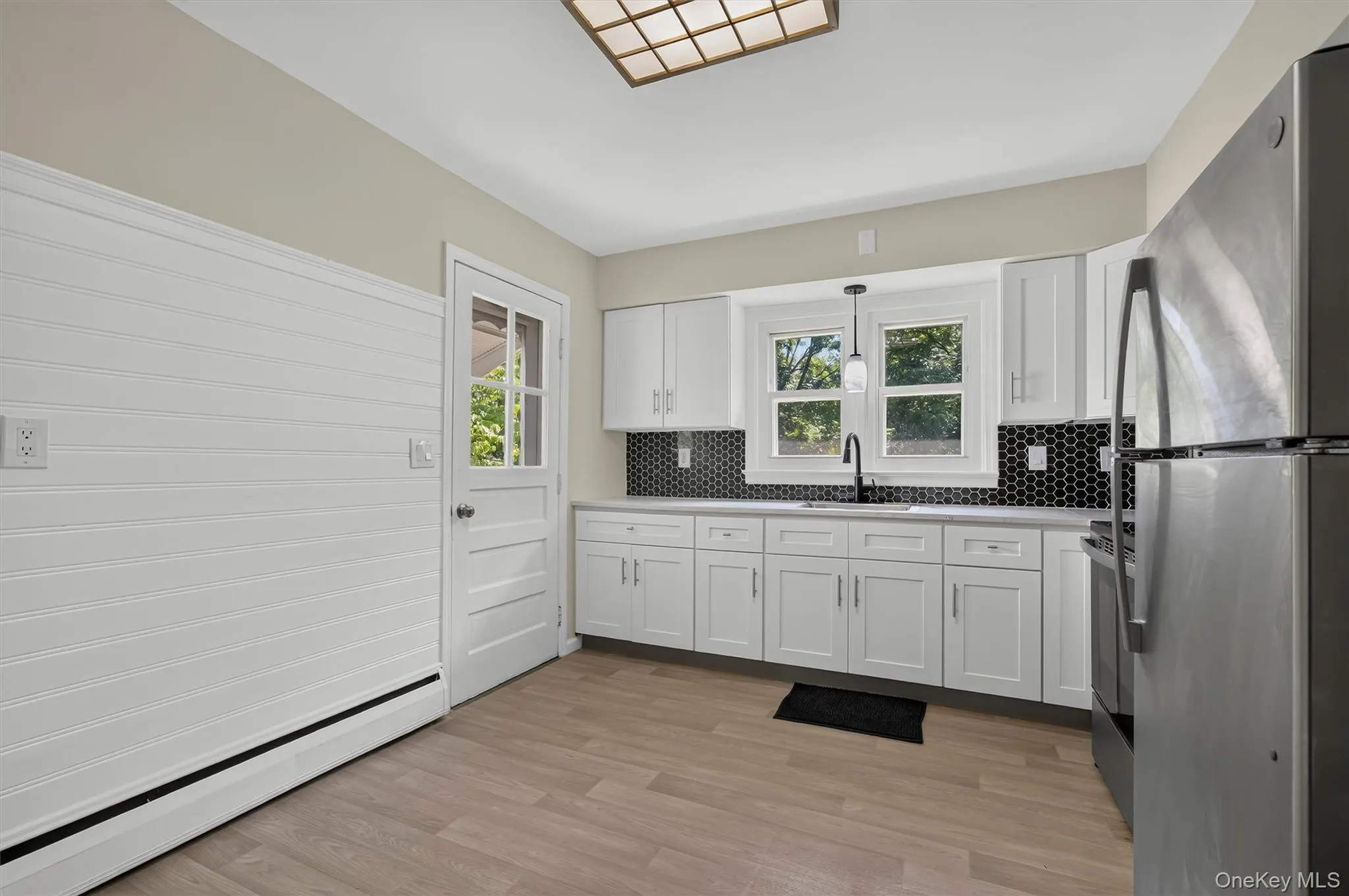 31 Leslie Road, Newburgh (town), NY, 3 Bedrooms Bedrooms, 6 Rooms Rooms,1 BathroomBathrooms,Residential,For Rent,Leslie,0,1040419 31 Leslie Road, Newburgh (town), NY, 3 Bedrooms Bedrooms, 6 Rooms Rooms,1 BathroomBathrooms,Residential,For Rent,Leslie,0,1040419