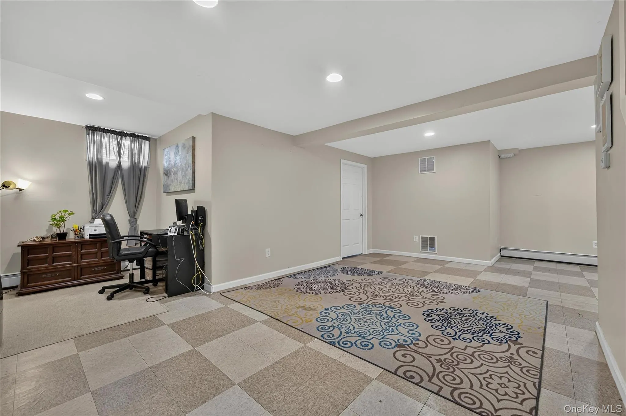 31 Leslie Road, Newburgh (town), NY, 3 Bedrooms Bedrooms, 6 Rooms Rooms,1 BathroomBathrooms,Residential,For Rent,Leslie,0,1040419 31 Leslie Road, Newburgh (town), NY, 3 Bedrooms Bedrooms, 6 Rooms Rooms,1 BathroomBathrooms,Residential,For Rent,Leslie,0,1040419
