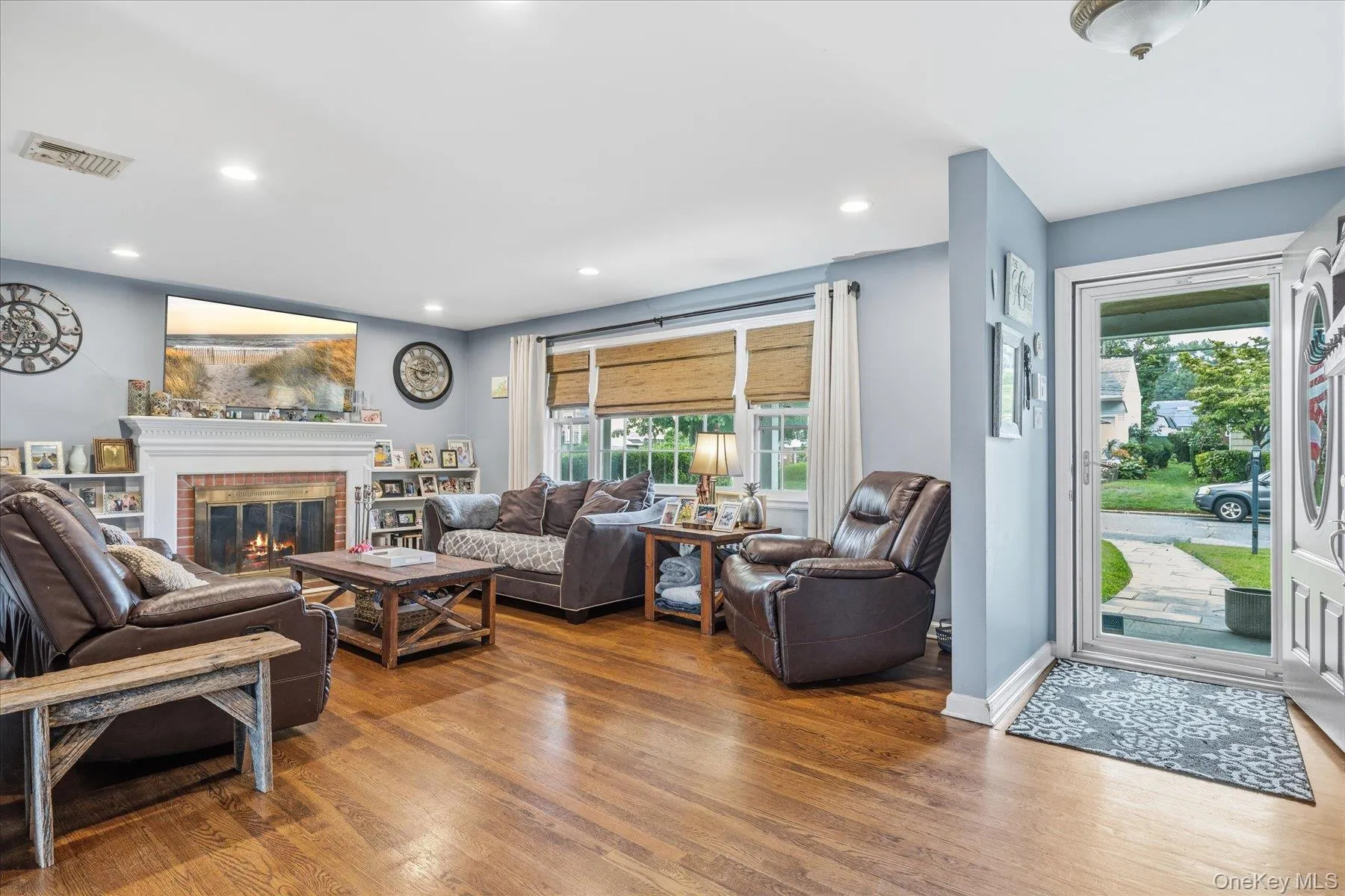 8 Anthony Marangiello Street, Glen Cove, NY, 3 Bedrooms Bedrooms, 6 Rooms Rooms,2 BathroomsBathrooms,Residential,For Rent,Anthony Marangiello,0,1040421 8 Anthony Marangiello Street, Glen Cove, NY, 3 Bedrooms Bedrooms, 6 Rooms Rooms,2 BathroomsBathrooms,Residential,For Rent,Anthony Marangiello,0,1040421