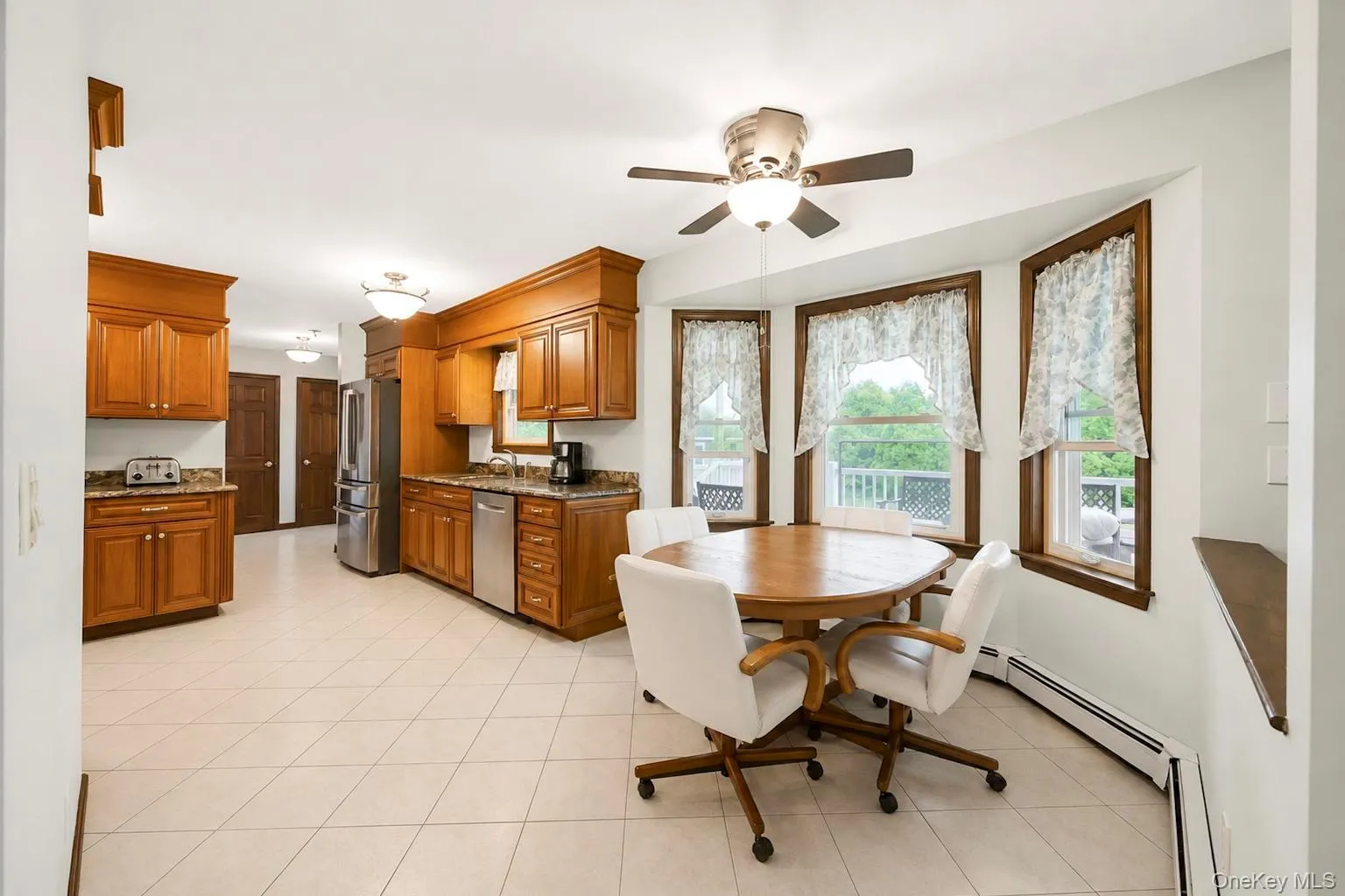 36 George Street, Islip, NY, 4 Bedrooms Bedrooms, 10 Rooms Rooms,3 BathroomsBathrooms,Residential,For Rent,George,0,1040422 36 George Street, Islip, NY, 4 Bedrooms Bedrooms, 10 Rooms Rooms,3 BathroomsBathrooms,Residential,For Rent,George,0,1040422