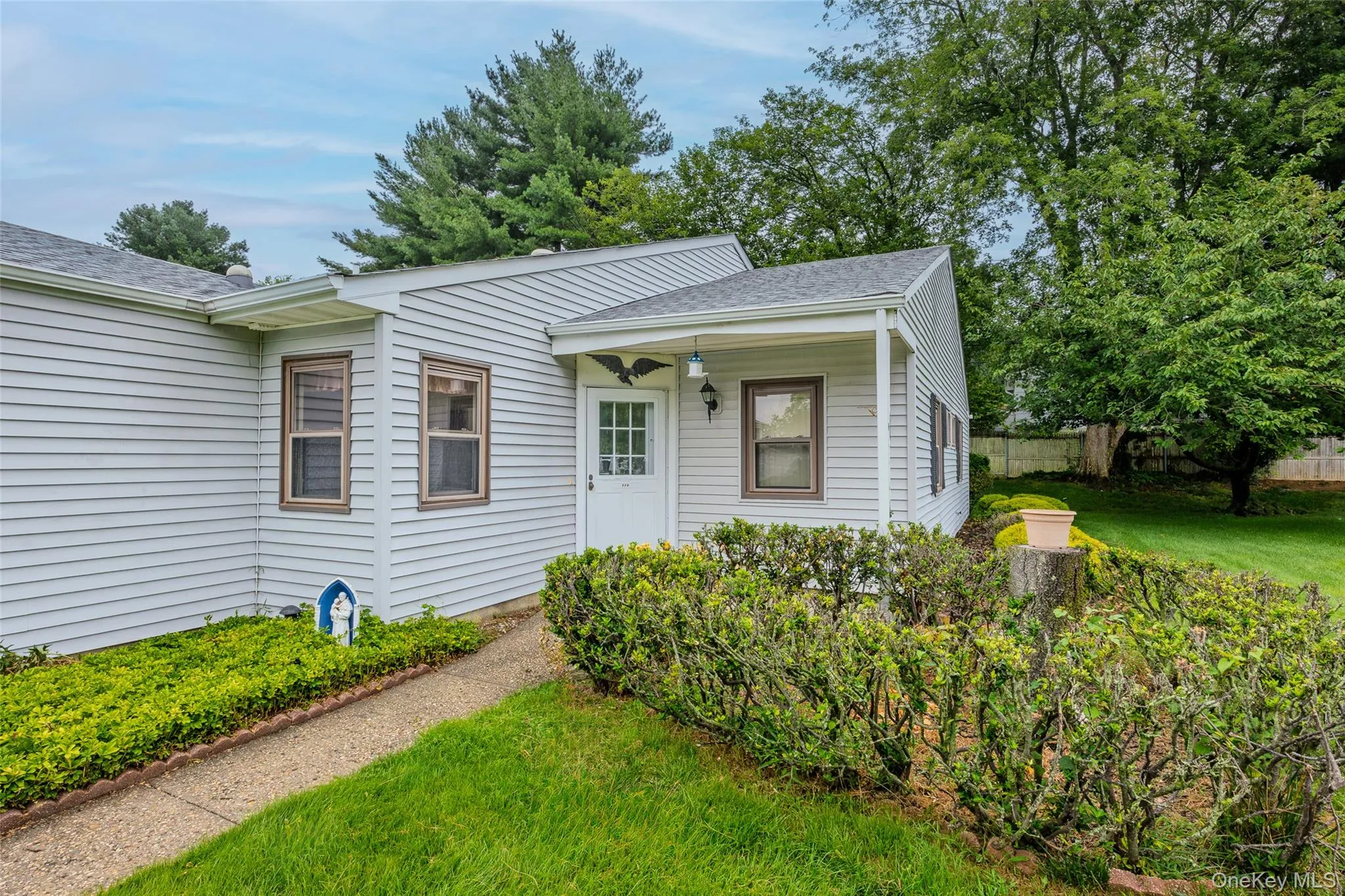 118 Knolls Drive, Brookhaven, NY, 2 Bedrooms Bedrooms, 5 Rooms Rooms,2 BathroomsBathrooms,Residential,For Rent,Knolls,0,1040423 118 Knolls Drive, Brookhaven, NY, 2 Bedrooms Bedrooms, 5 Rooms Rooms,2 BathroomsBathrooms,Residential,For Rent,Knolls,0,1040423