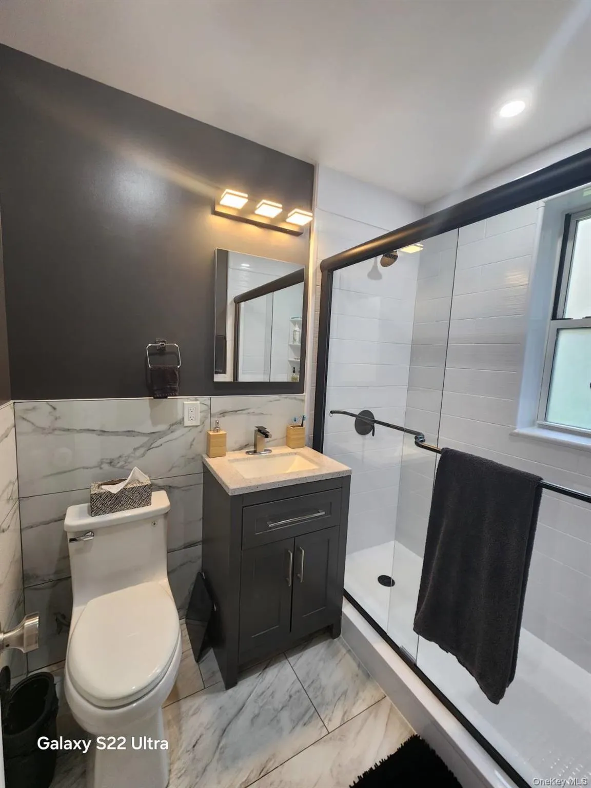 35-21 79st, New York, NY, 3 Rooms Rooms,1 BathroomBathrooms,Residential,For Rent,79st,0,1040429 35-21 79st, New York, NY, 3 Rooms Rooms,1 BathroomBathrooms,Residential,For Rent,79st,0,1040429