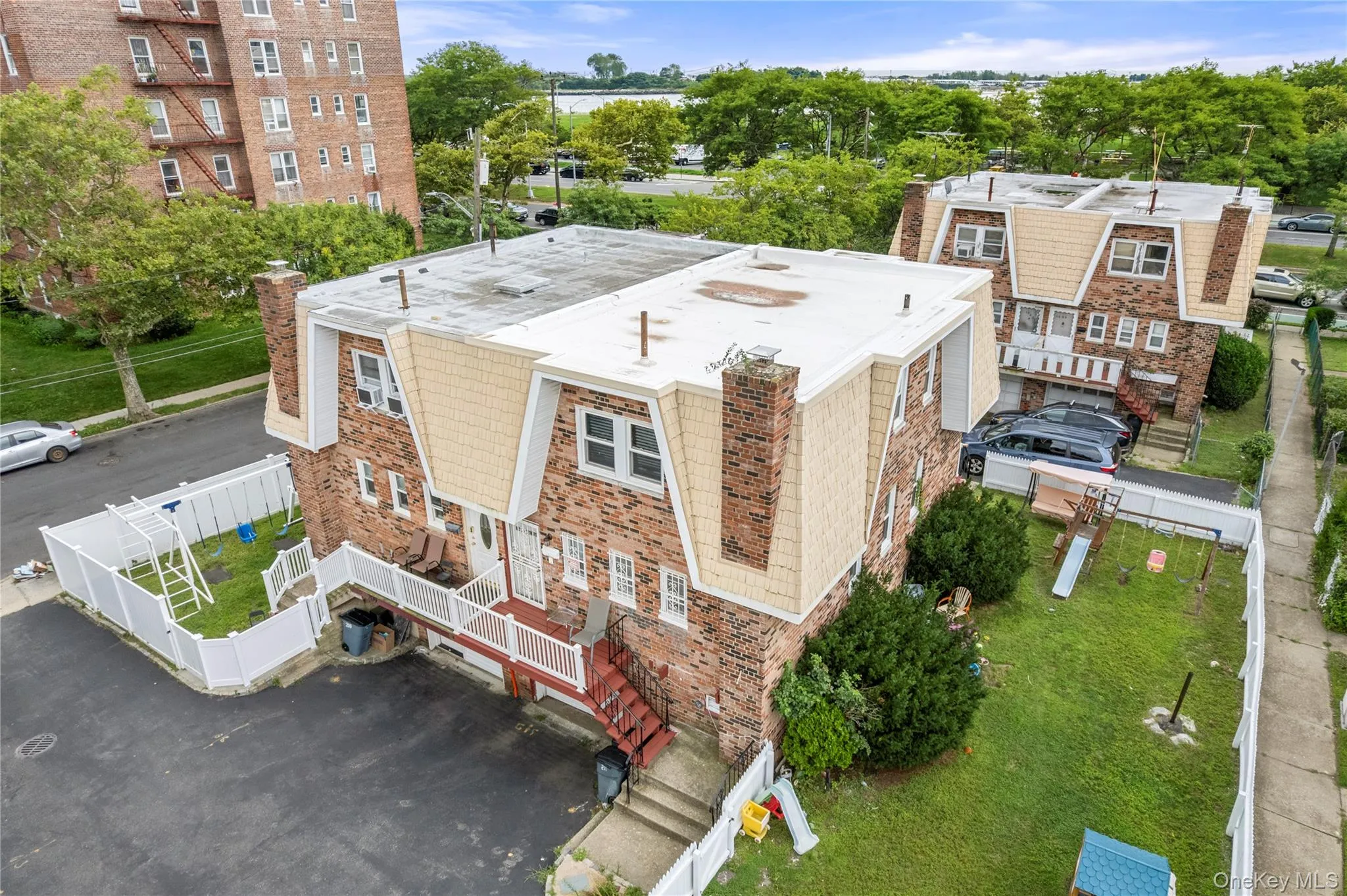 211 Beach 16th Street, New York, NY, 3 Bedrooms Bedrooms, 6 Rooms Rooms,2 BathroomsBathrooms,Residential,For Rent,Beach 16th,0,1040436 211 Beach 16th Street, New York, NY, 3 Bedrooms Bedrooms, 6 Rooms Rooms,2 BathroomsBathrooms,Residential,For Rent,Beach 16th,0,1040436