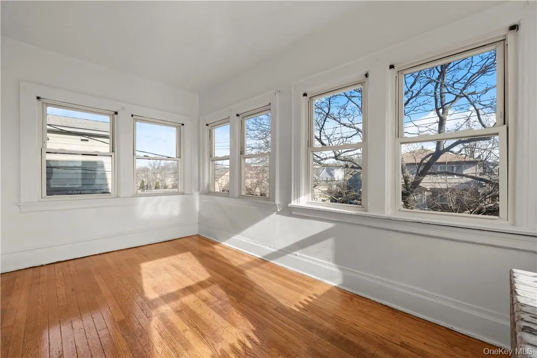 10 13th Avenue, Mount Vernon, NY, 3 Bedrooms Bedrooms, 7 Rooms Rooms,1 BathroomBathrooms,Residential Lease,For Rent,13th,0,1040437 10 13th Avenue, Mount Vernon, NY, 3 Bedrooms Bedrooms, 7 Rooms Rooms,1 BathroomBathrooms,Residential Lease,For Rent,13th,0,1040437