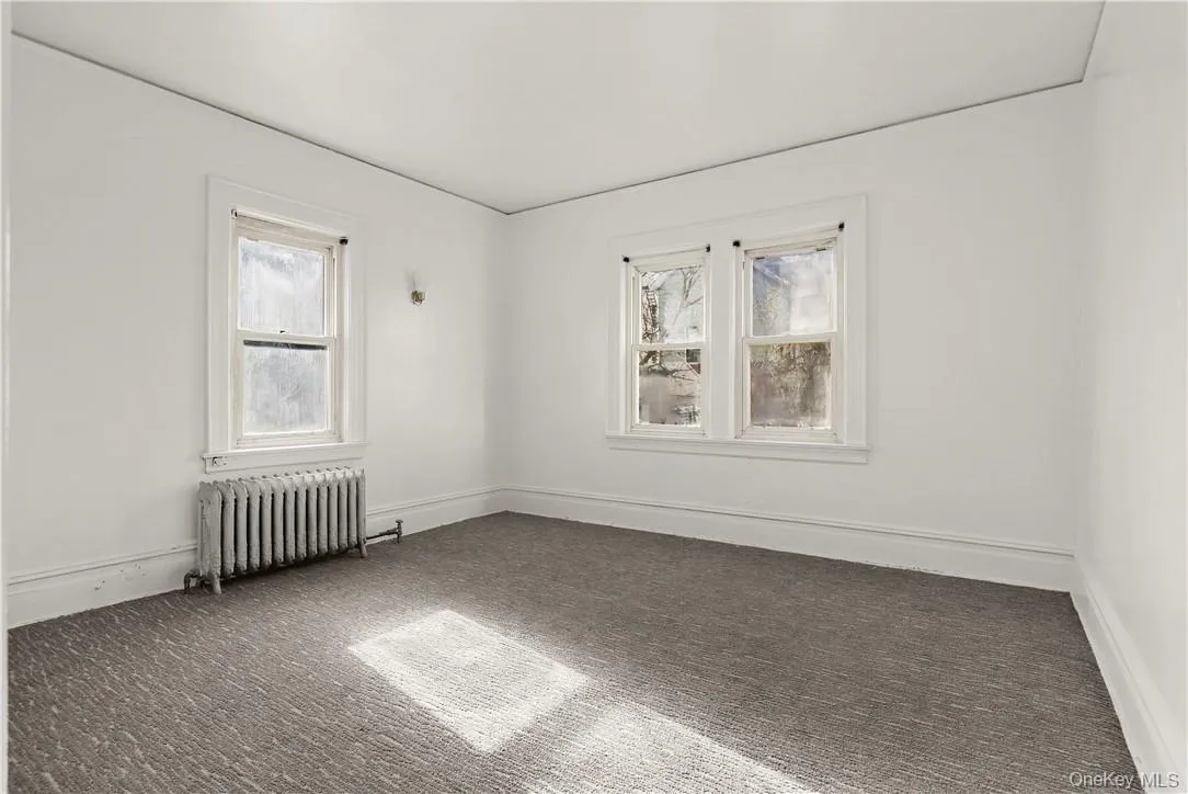 10 13th Avenue, Mount Vernon, NY, 3 Bedrooms Bedrooms, 7 Rooms Rooms,1 BathroomBathrooms,Residential Lease,For Rent,13th,0,1040437 10 13th Avenue, Mount Vernon, NY, 3 Bedrooms Bedrooms, 7 Rooms Rooms,1 BathroomBathrooms,Residential Lease,For Rent,13th,0,1040437